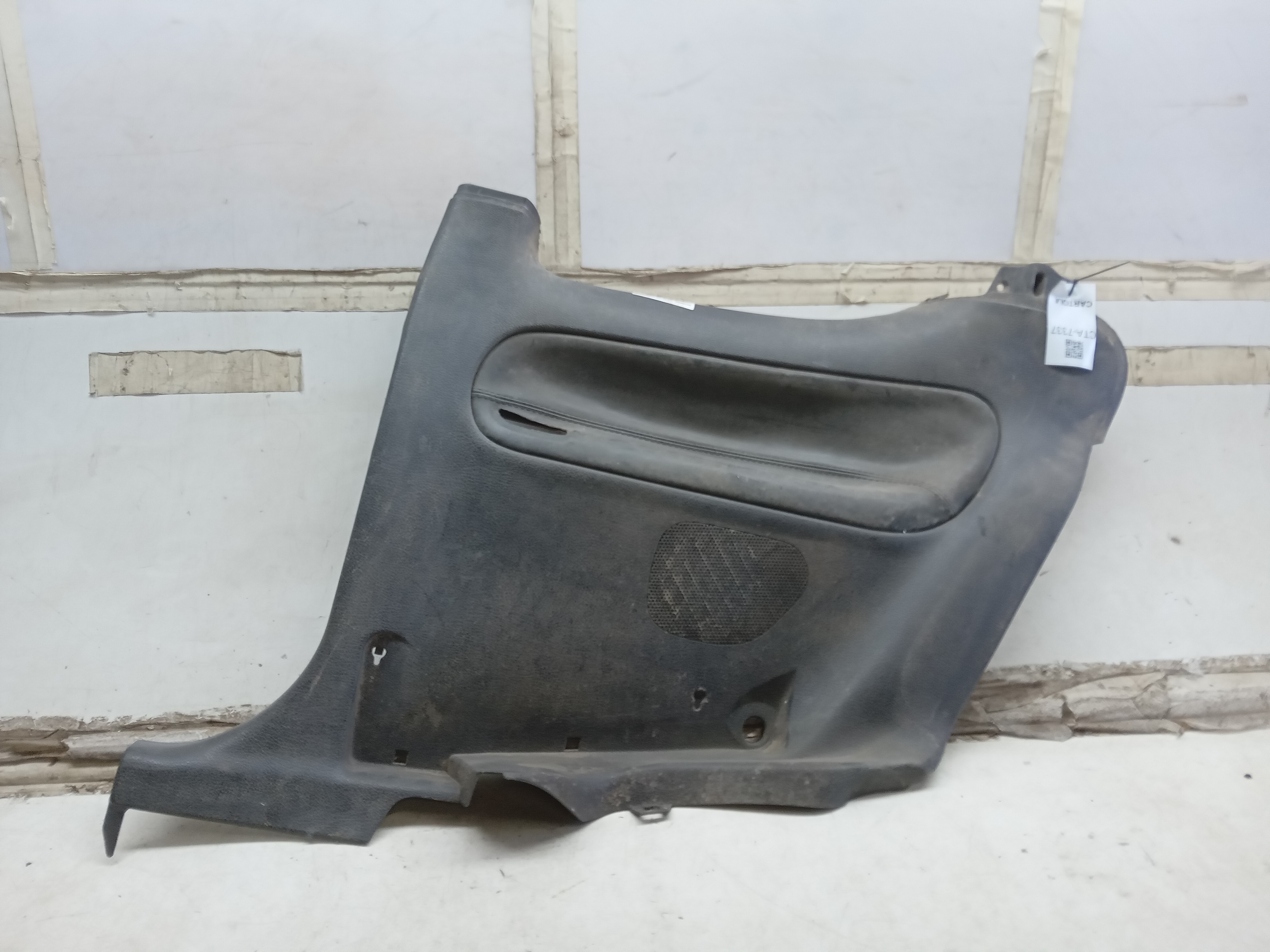 ACABAMENTO FORRO LATERAL TRASEIRO LD PEUGEOT 206 2000 1