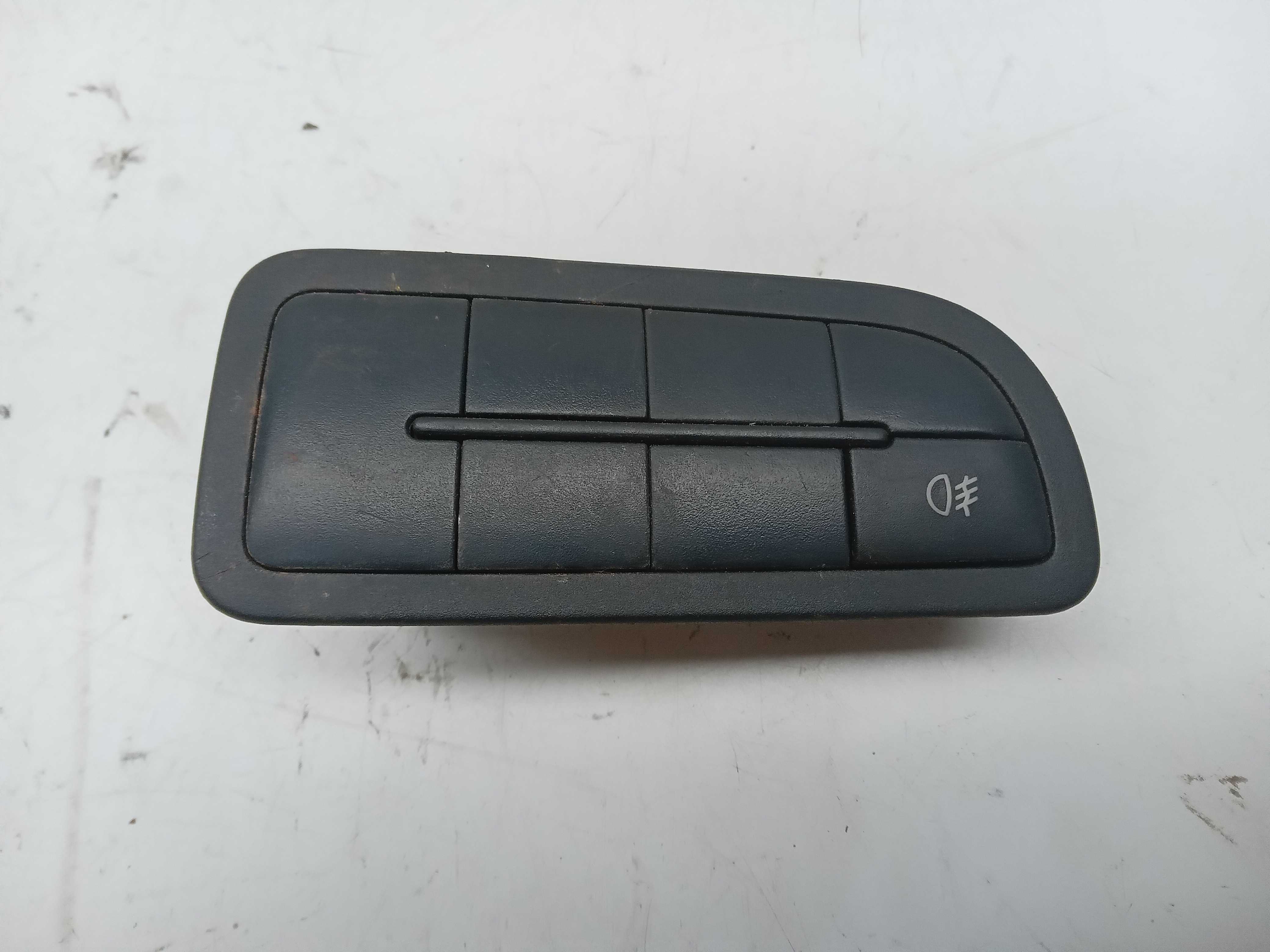 MOLDURA BOTAO FAROL MILHA FIAT PALIO 1