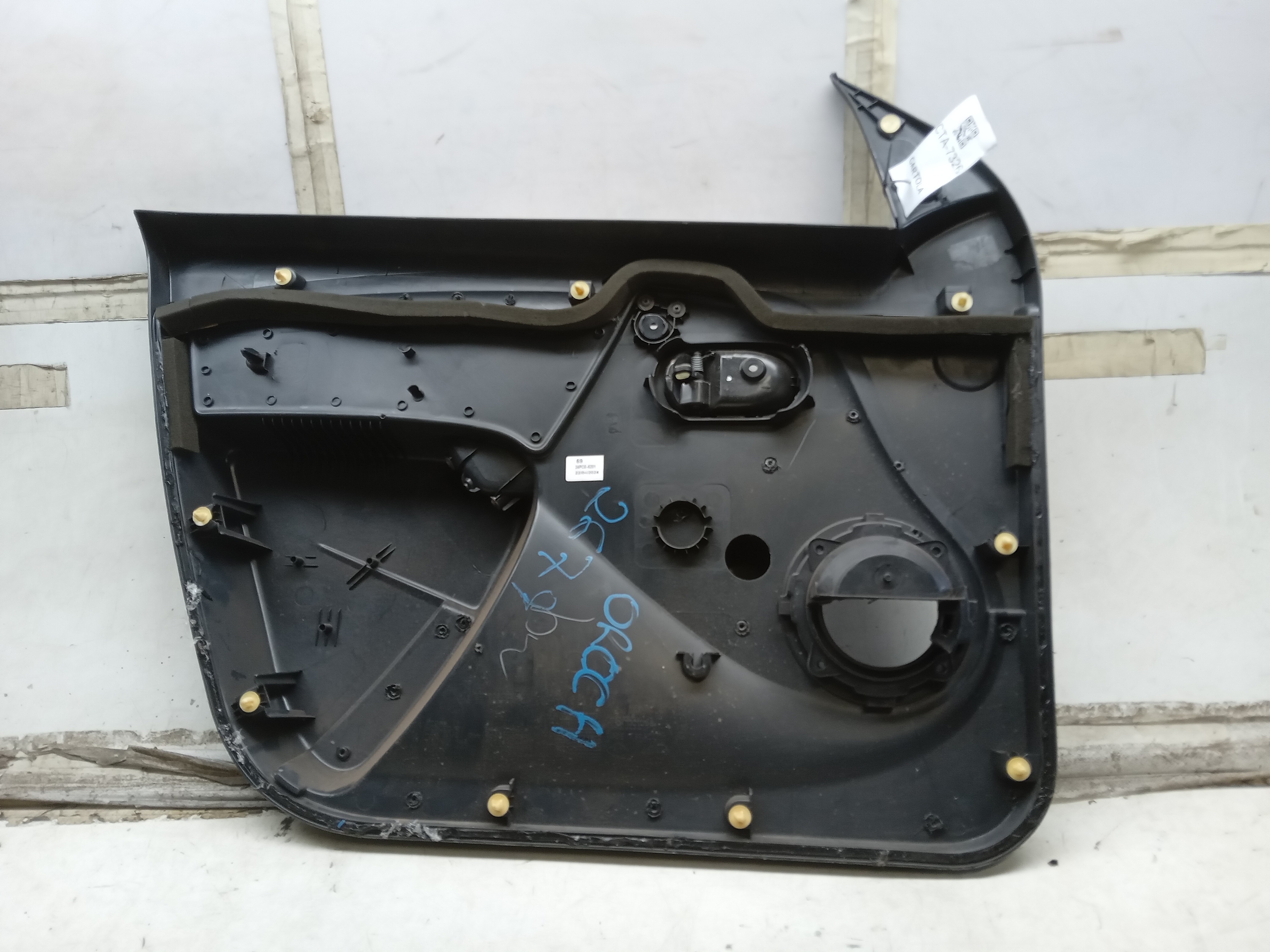 FORRO PORTA DIANTEIRO LD RENAULT DUSTER OROCH 2018 2