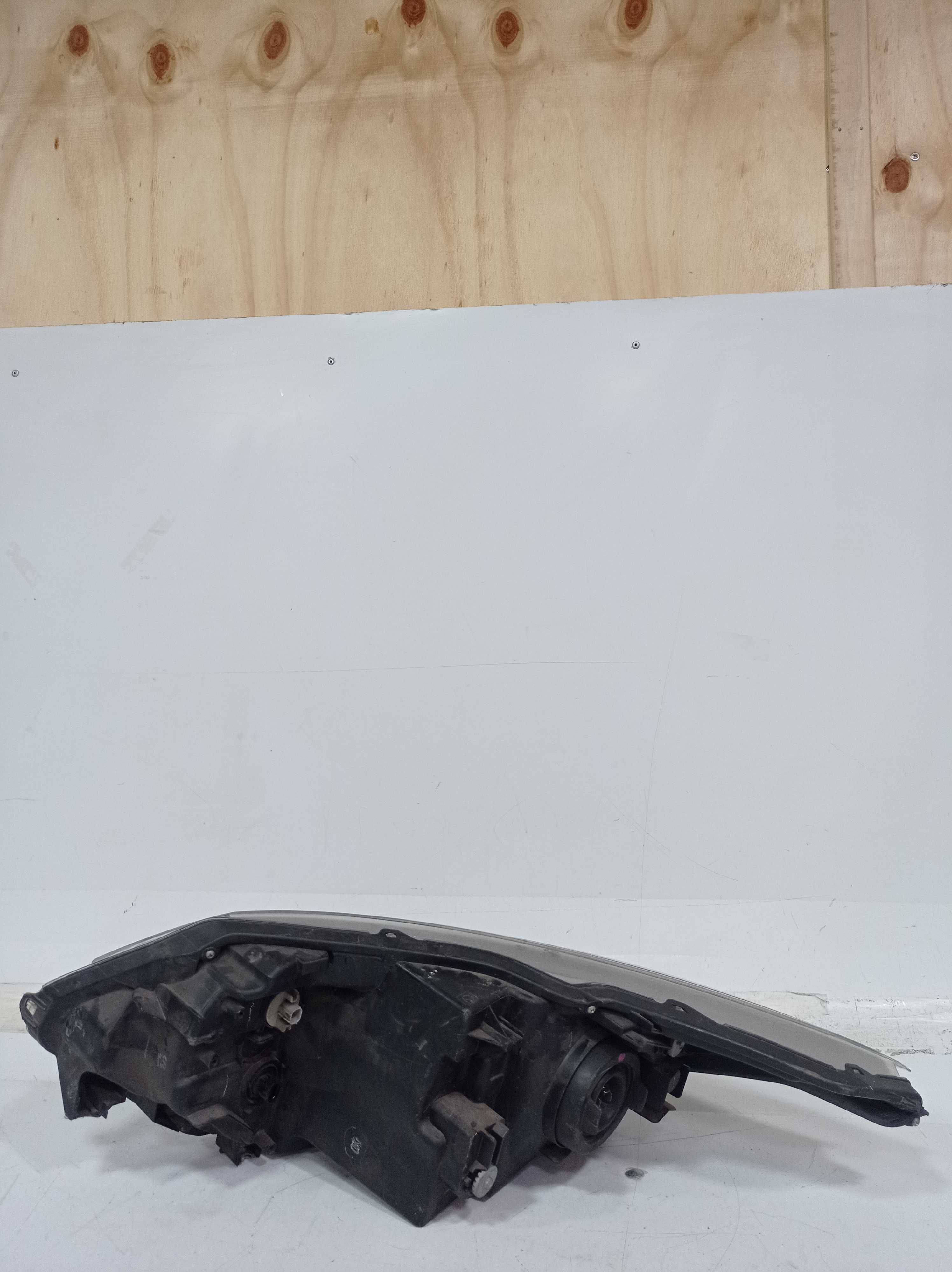 180917444NA FAROL DIREITO HONDA HRV 2015 PARA RECUPERAR 2