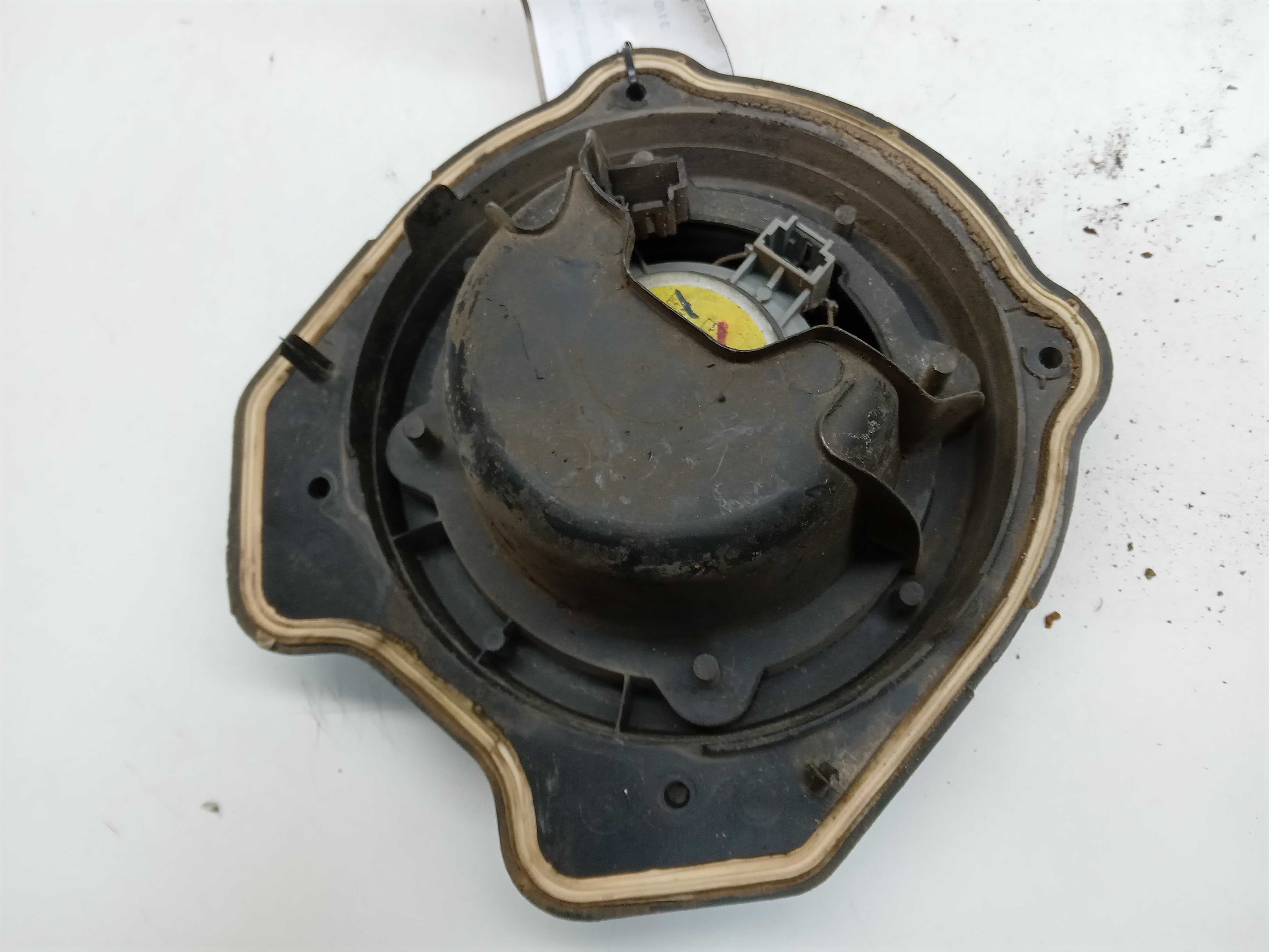 ALTO FALANTE PORTA TRASEIRA LE CITROEN C4 2010