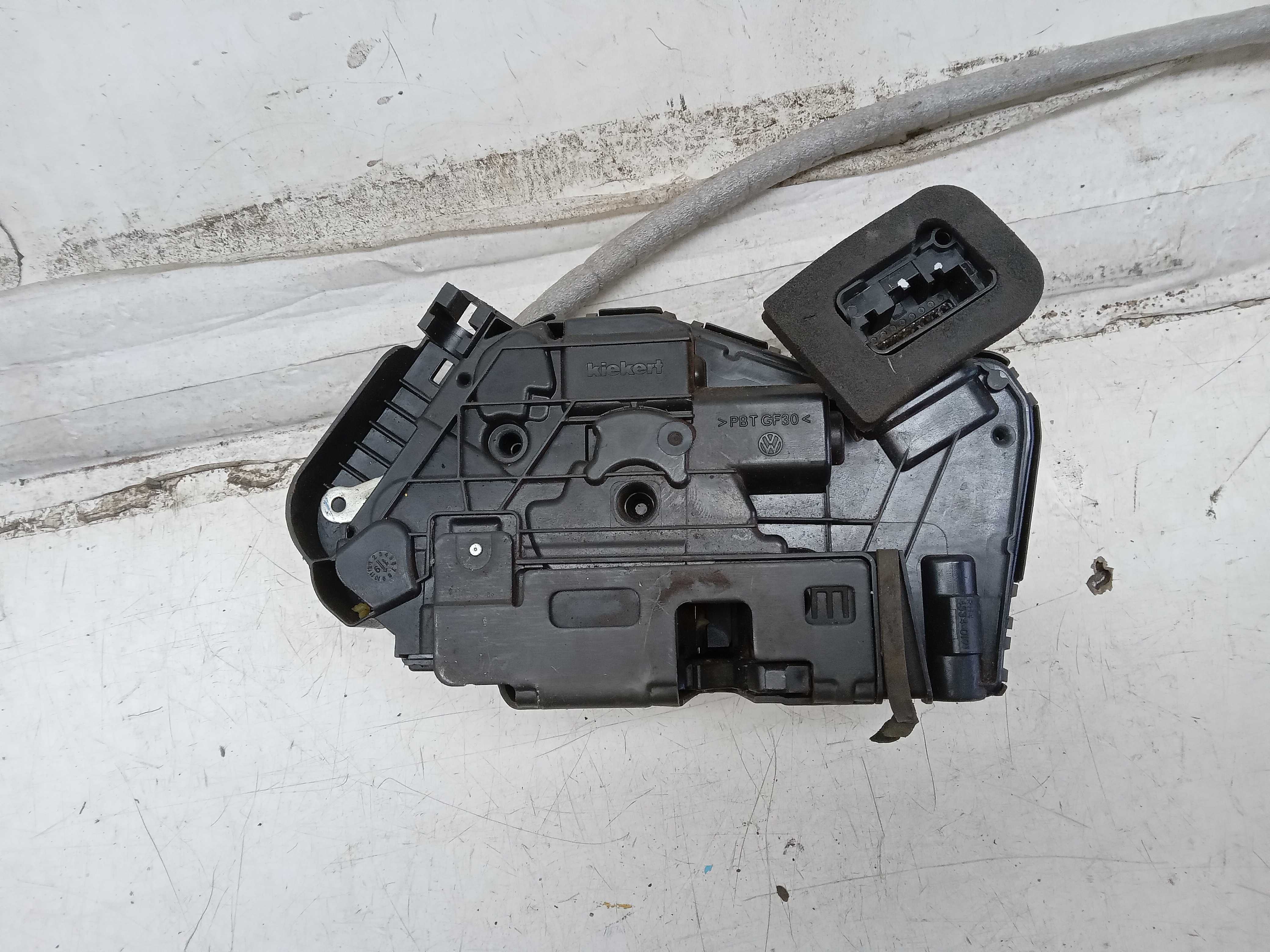 FECHADURA PORTA DIANTEIRA LD VW POLO NIVUS 1