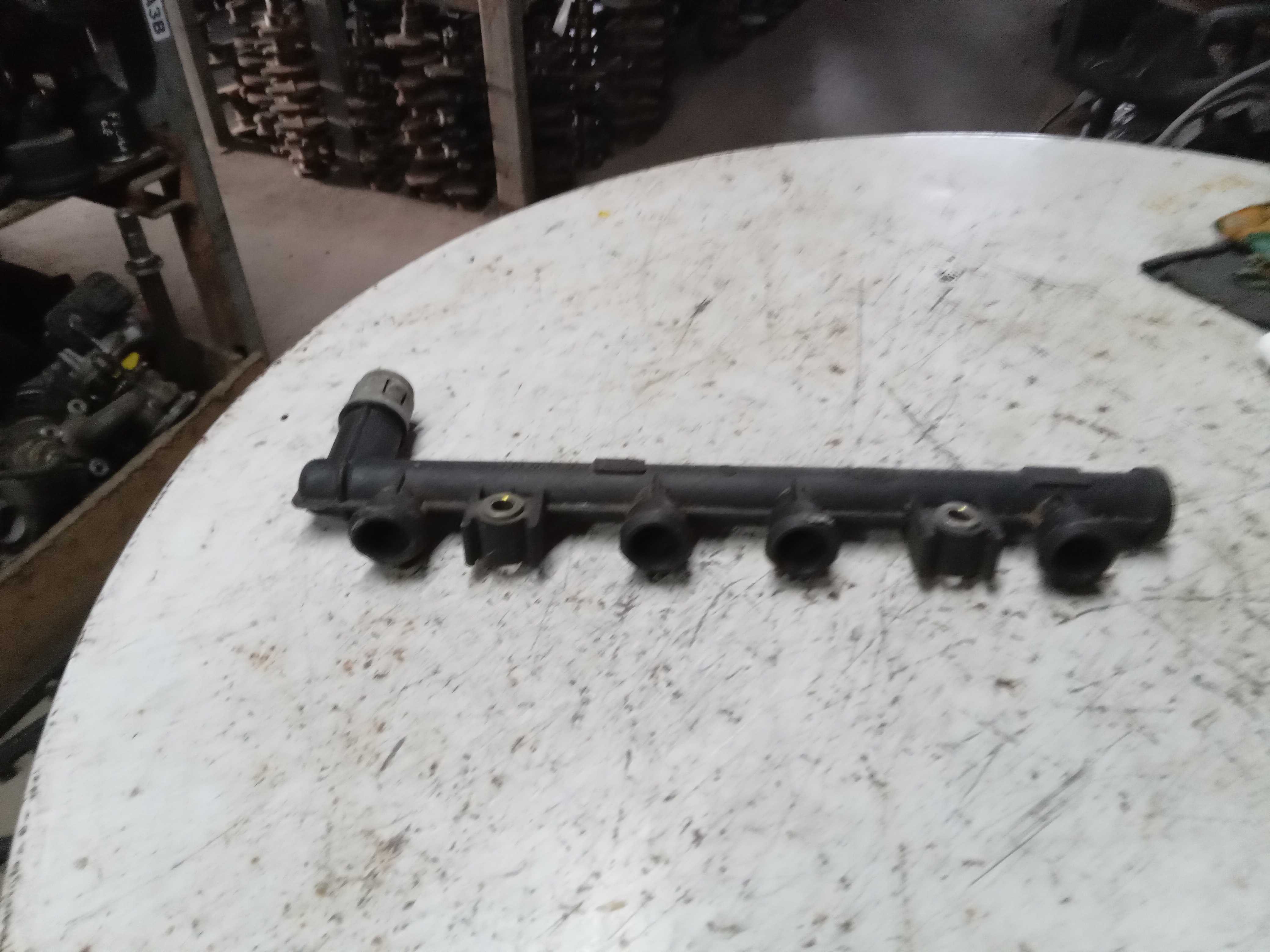 FLAUTA BICO INJEÇÃO FIAT PALIO OU SIENA 2002 a 2007