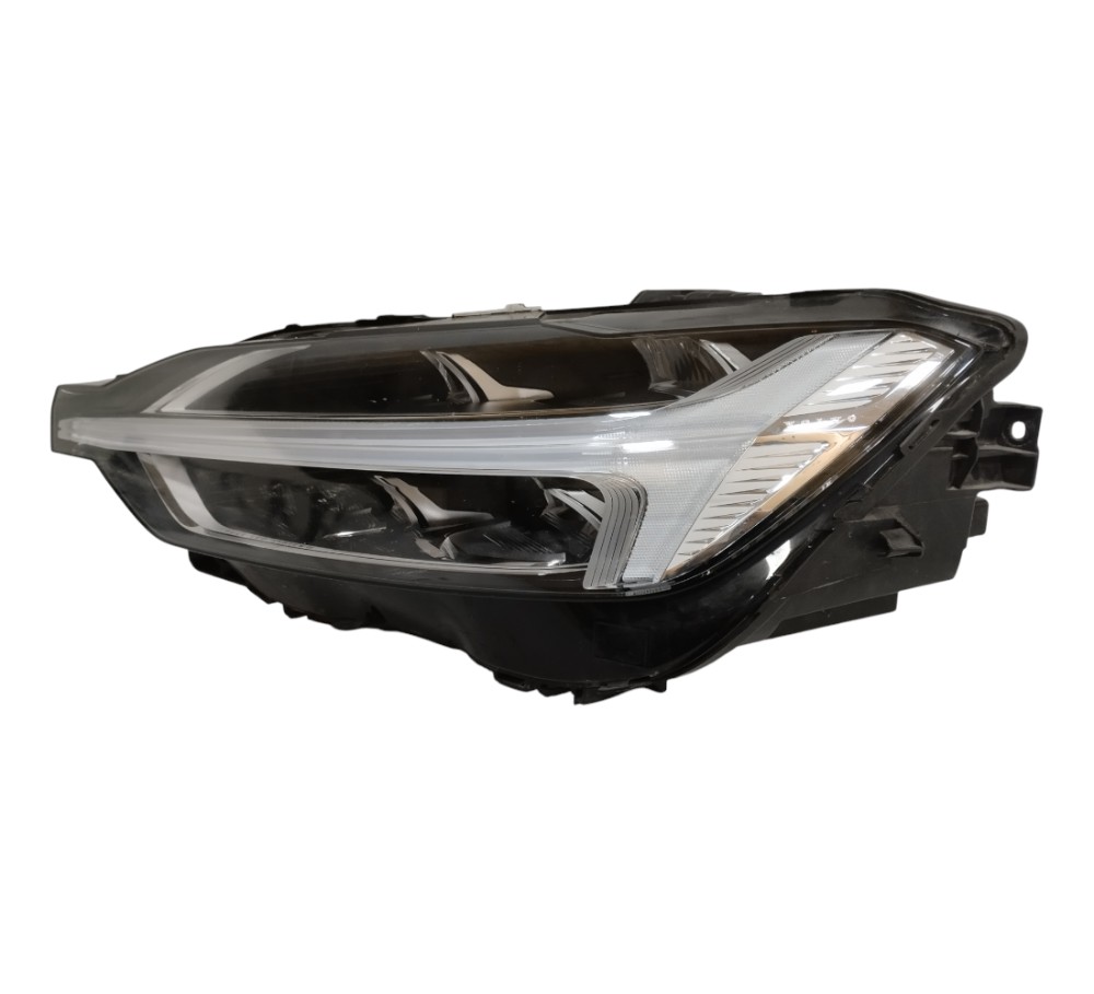 Farol Esquerdo Volvo Xc60 2018 A 2022 Full Led P/ Recuperar 2