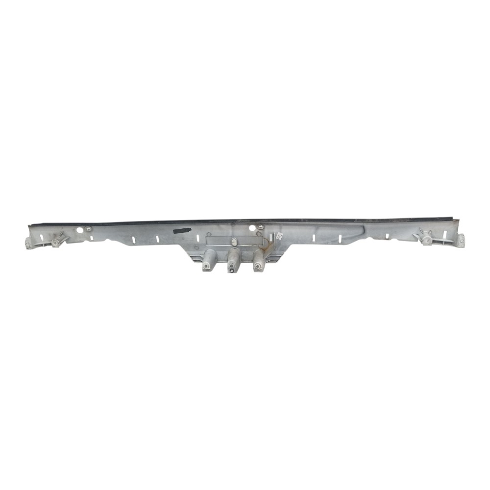 Cobertura Frontal Volkswagen Delivery 11180 Original  Branco 8