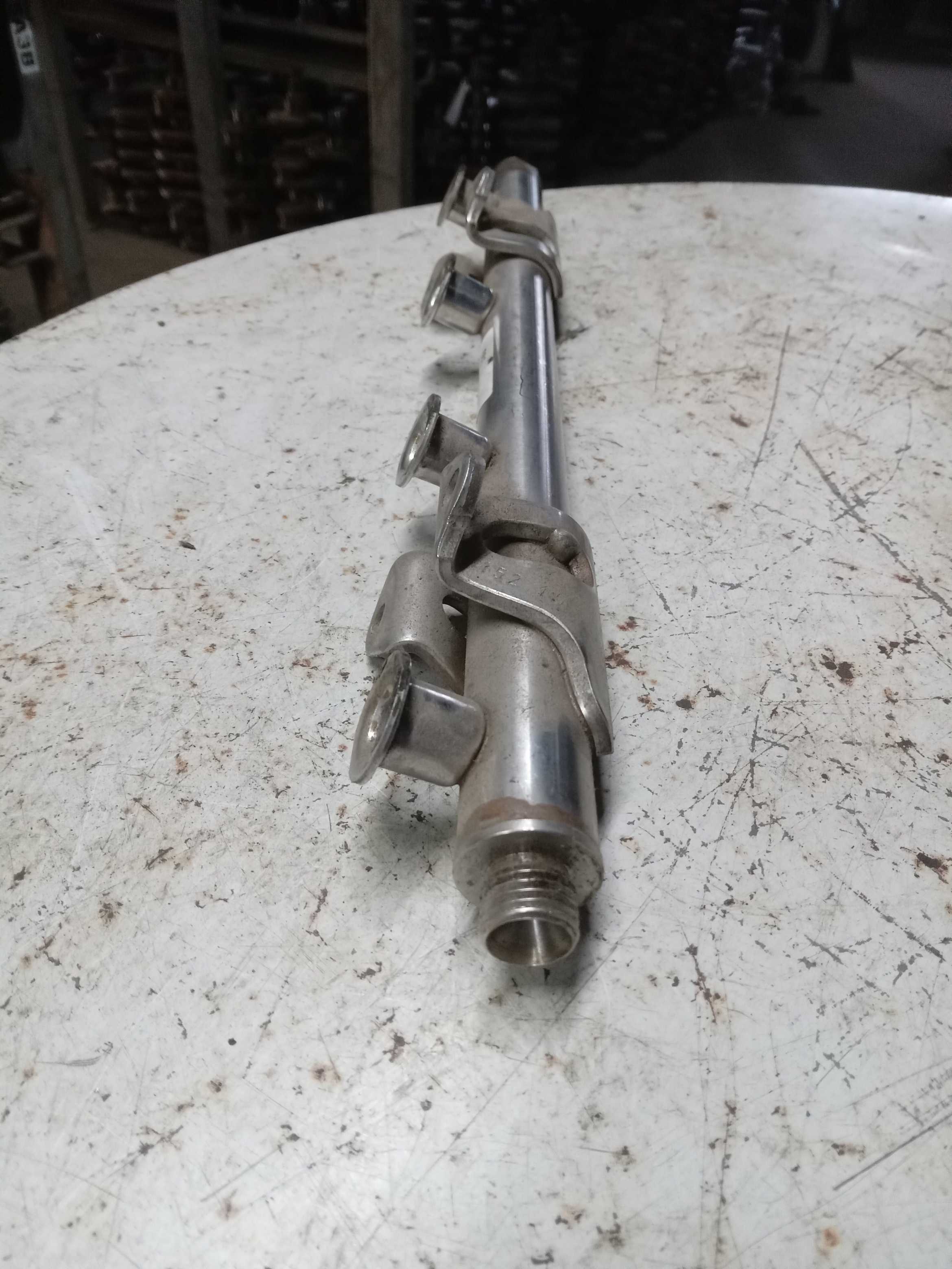 FLAUTA BICO INJEÇÃO AUDI OU VW GOLF 1