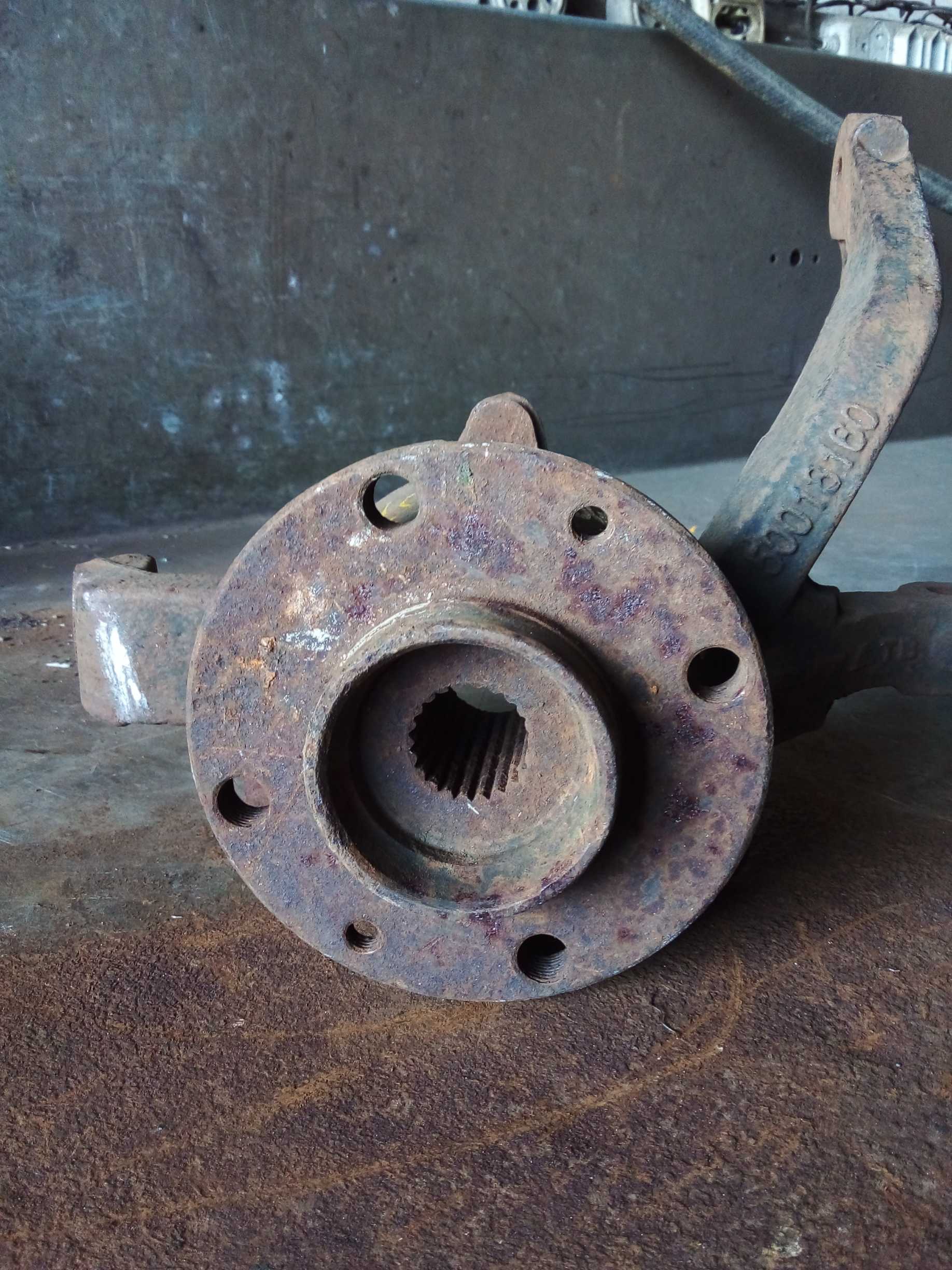 CUBO MONTANTE DIANTEIRO DIREITO FIAT UNO FIRE 2004 2
