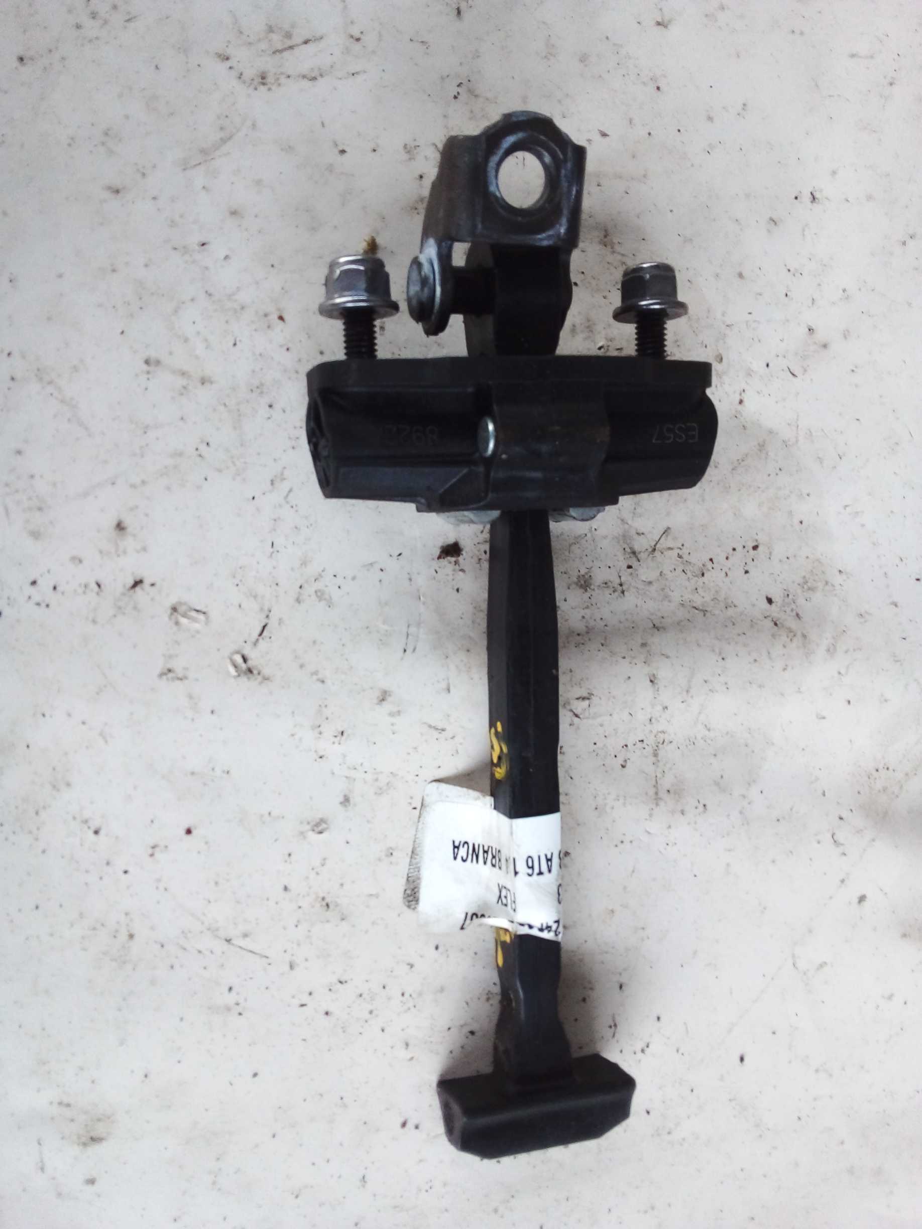 LIMITADOR PORTA TRASEIRO ESQ TORO 2022 1