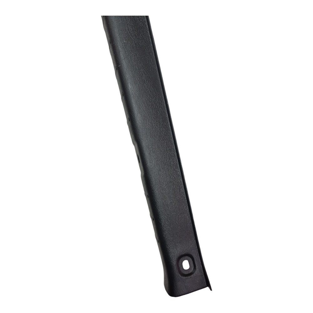 Moldura Acabamento Soleira Porta Malas Suzuki Jimny 2020  Preto 2