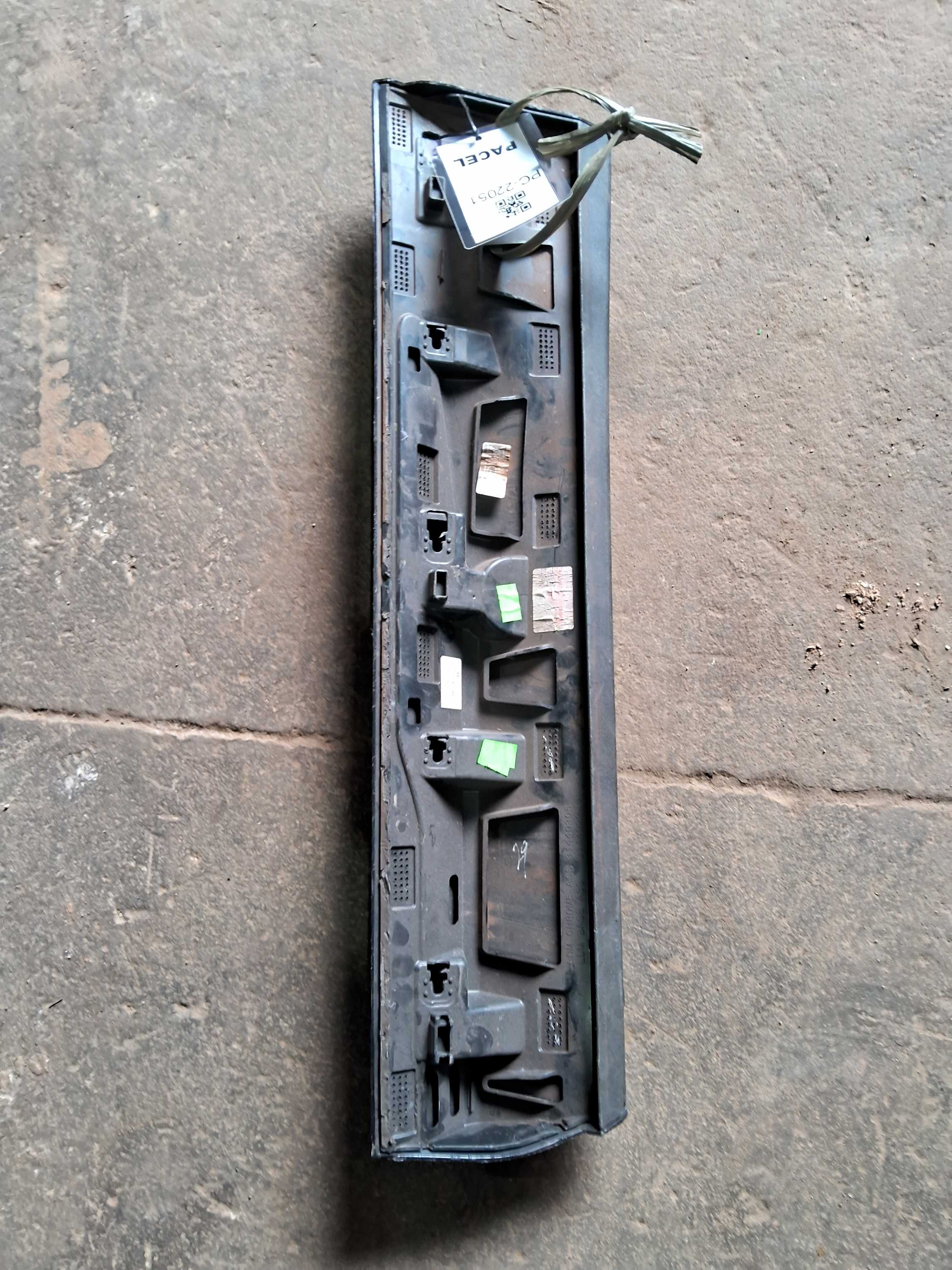 Moldura friso da porta traseira direita Volvo XC60 2019 2