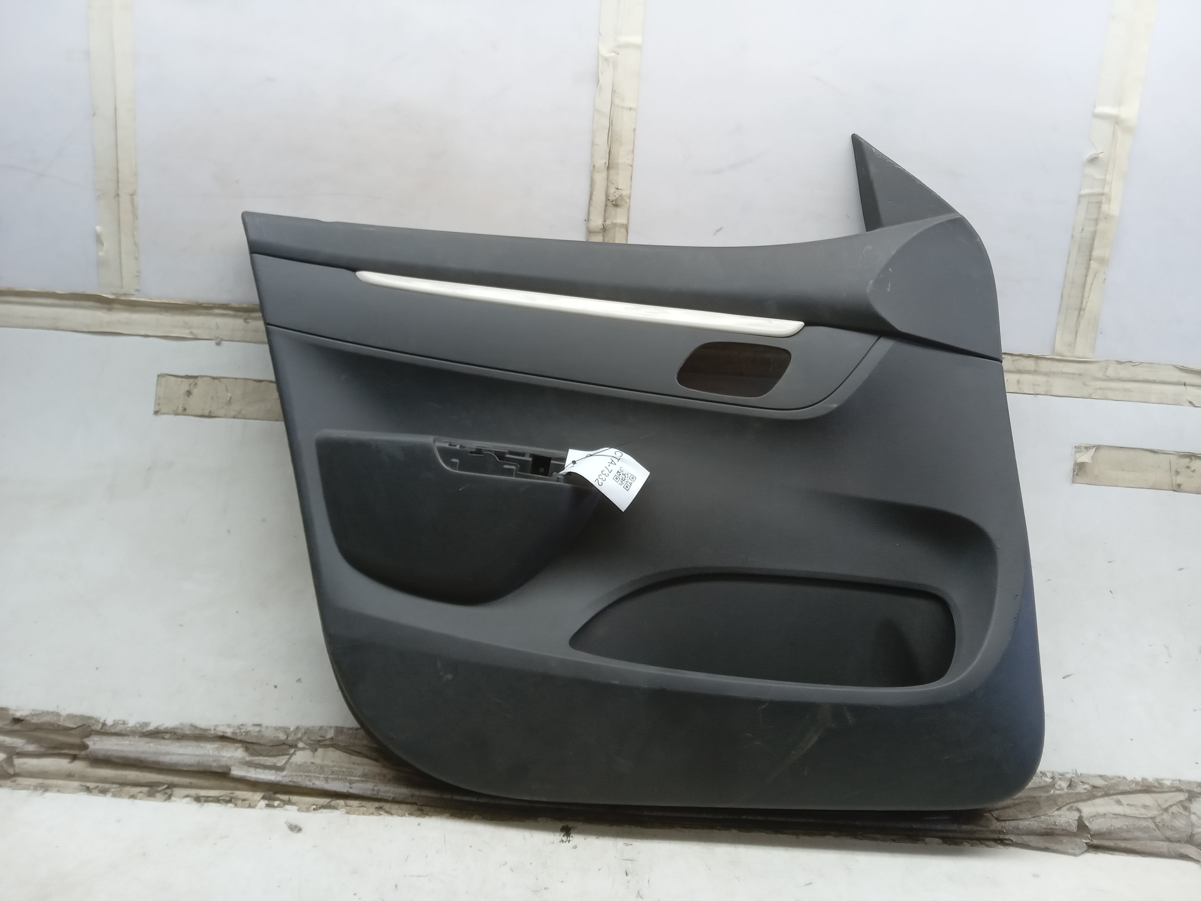 FORRO PORTA DIANTEIRO LE RENAULT KWID 2018 1
