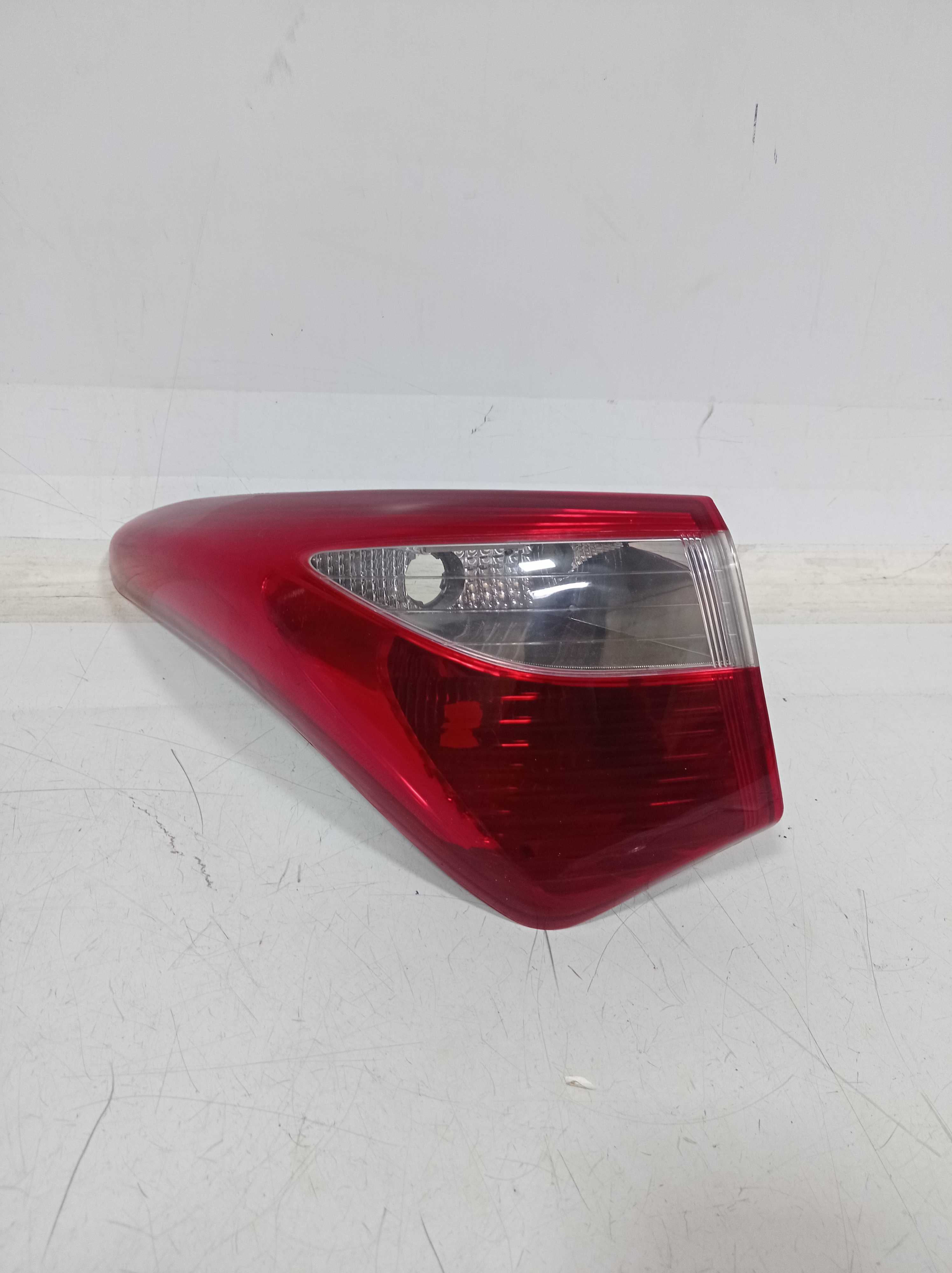 LANTERNA TRASEIRA ESQUERDA HYUNDAI HB20 HATCH 2013 1