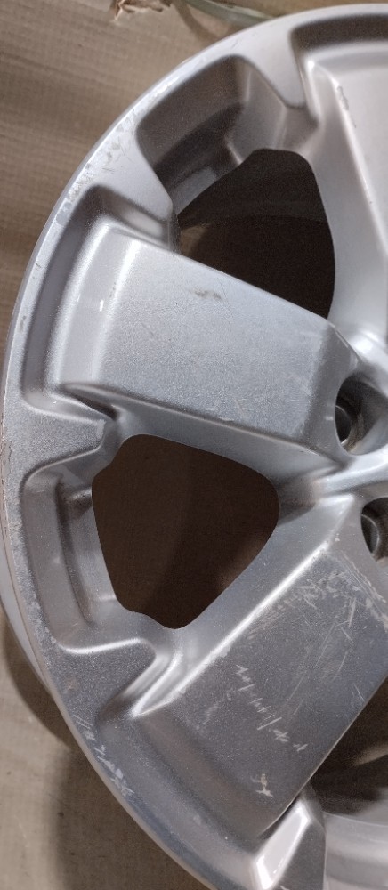 Roda Aro 16 Nissan Frontier Original Para Recuperar 5