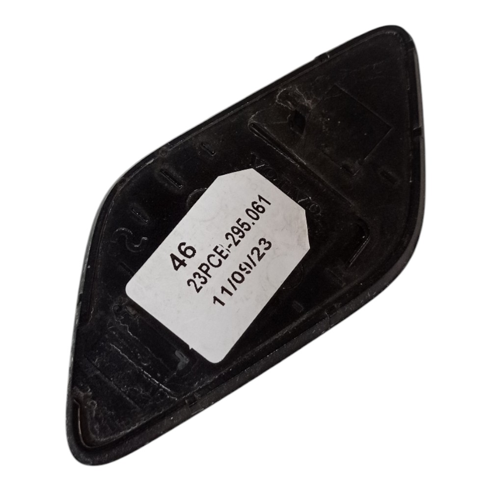 Tampa Esguicho Farol Direito Volvo Xc60 2014 A 2017 Preto 2