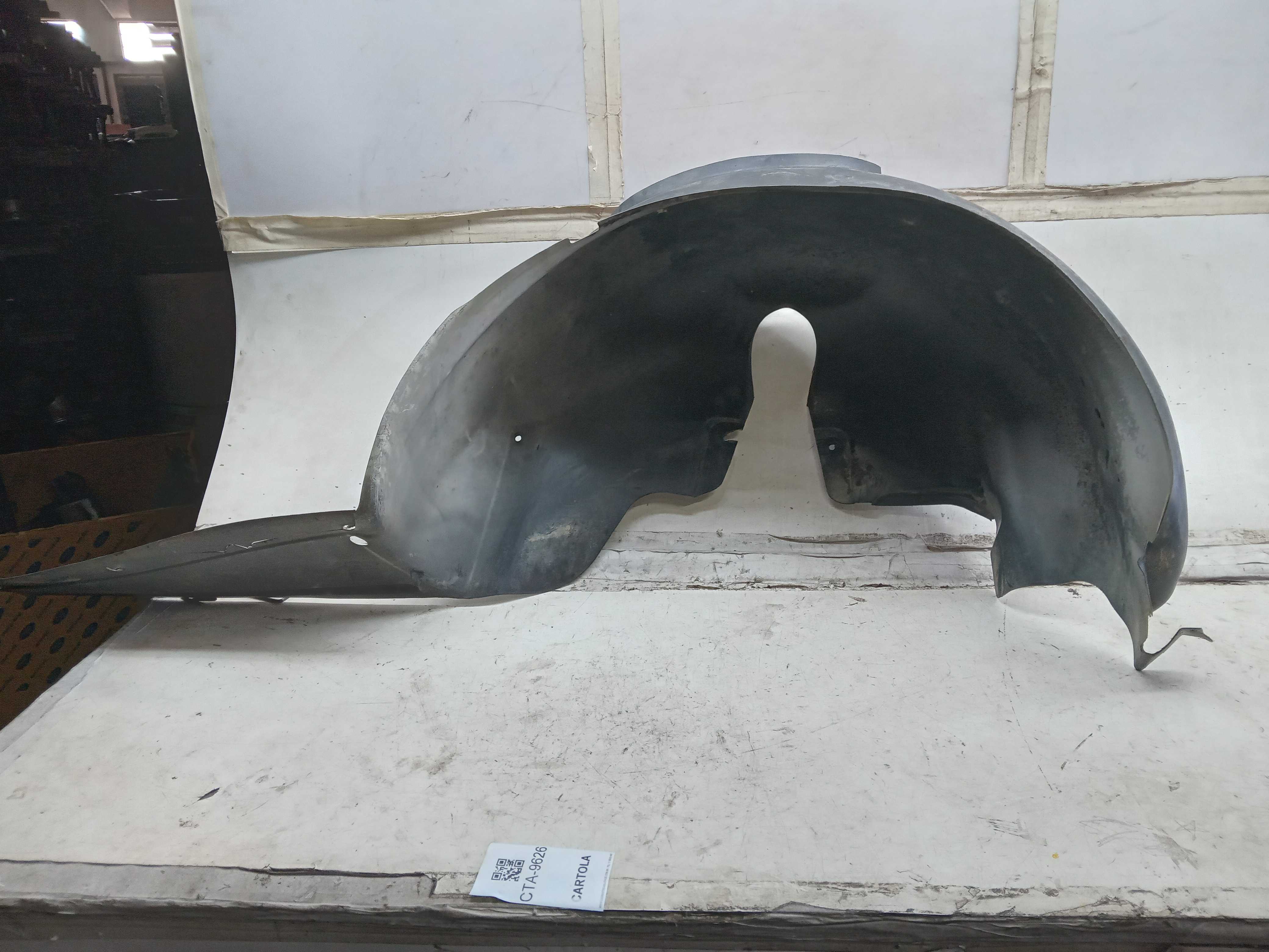 PARABARRO TRASEIRO LD PEUGEOT 406 1998 3