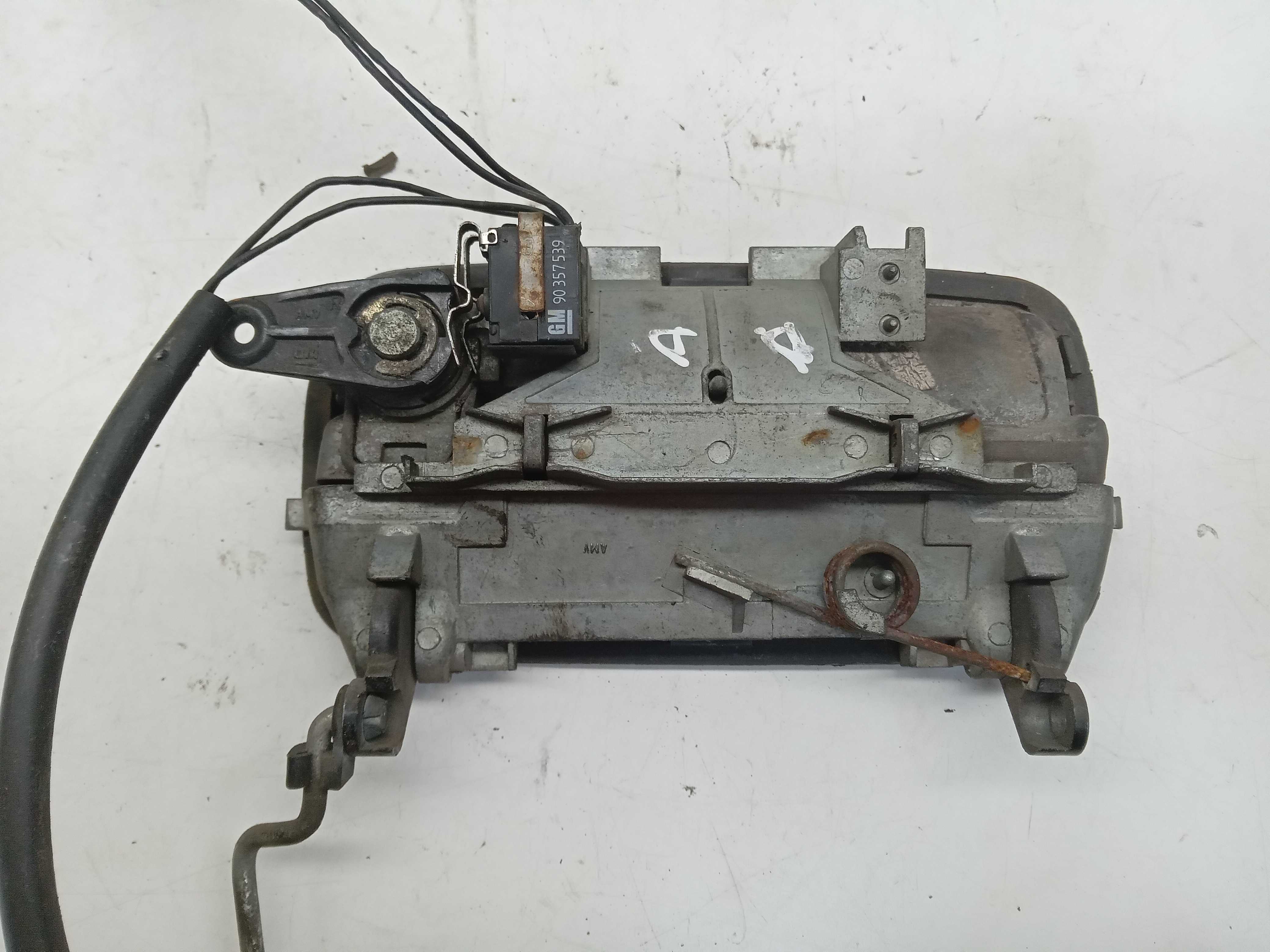 MAÇANETA EXTERNA DIANTEIRA LD GM OMEGA 1997 1