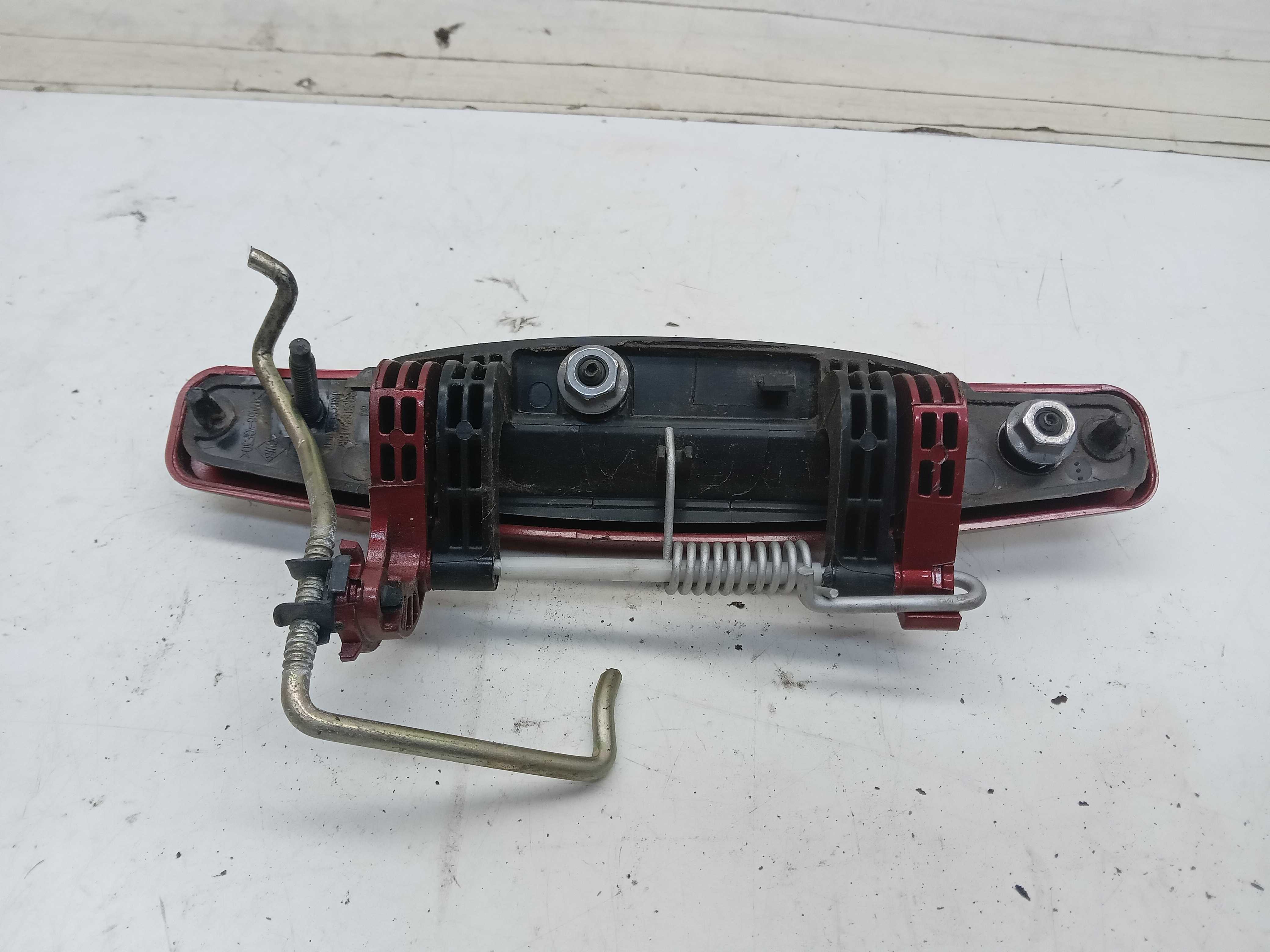 MAÇANETA EXTERNA PORTA TRASEIRA LD RENAULT DUSTER 2016 1