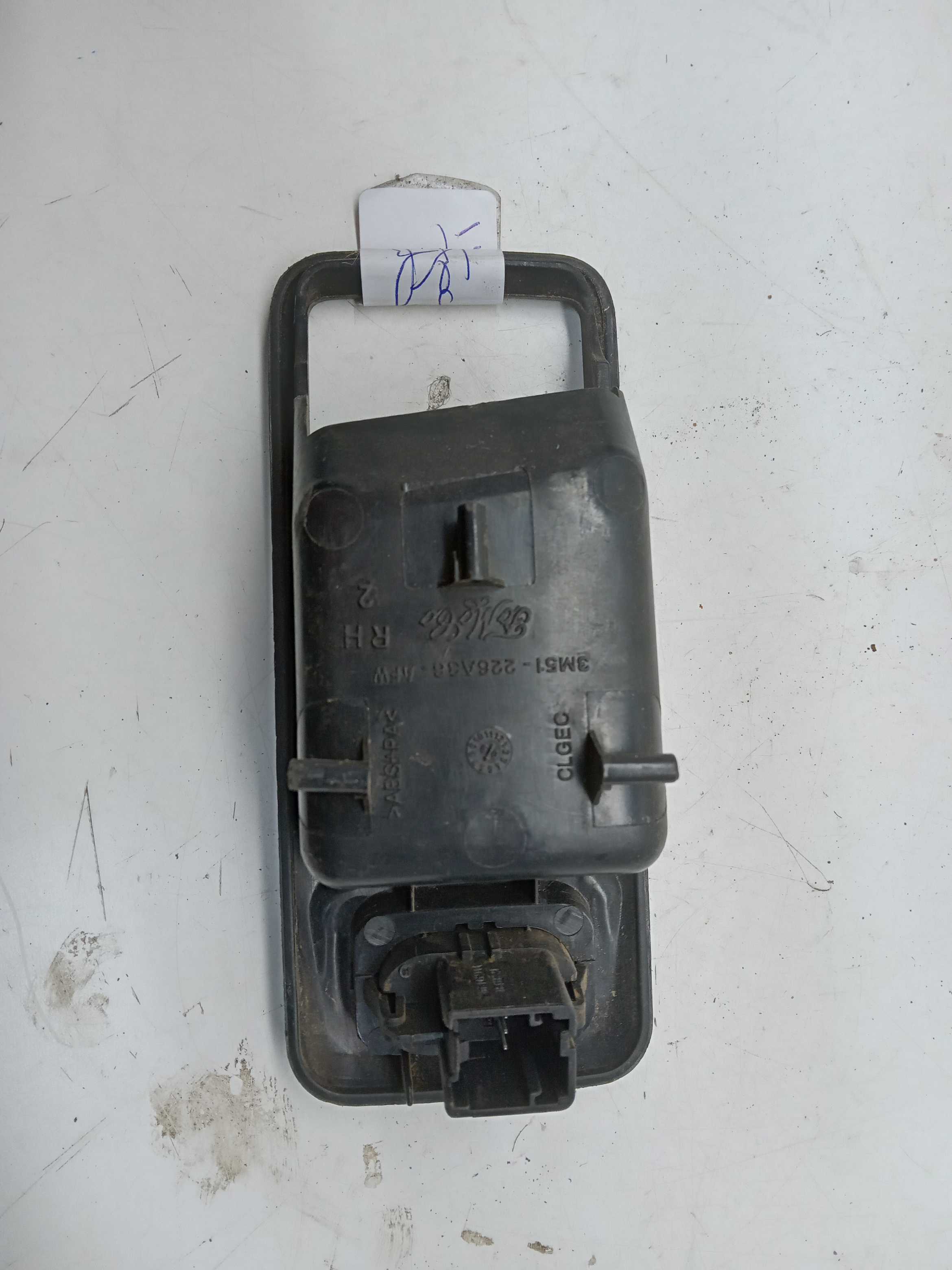MOLDURA MAÇANETA TRASEIRA LD FORD FOCUS 2013 2