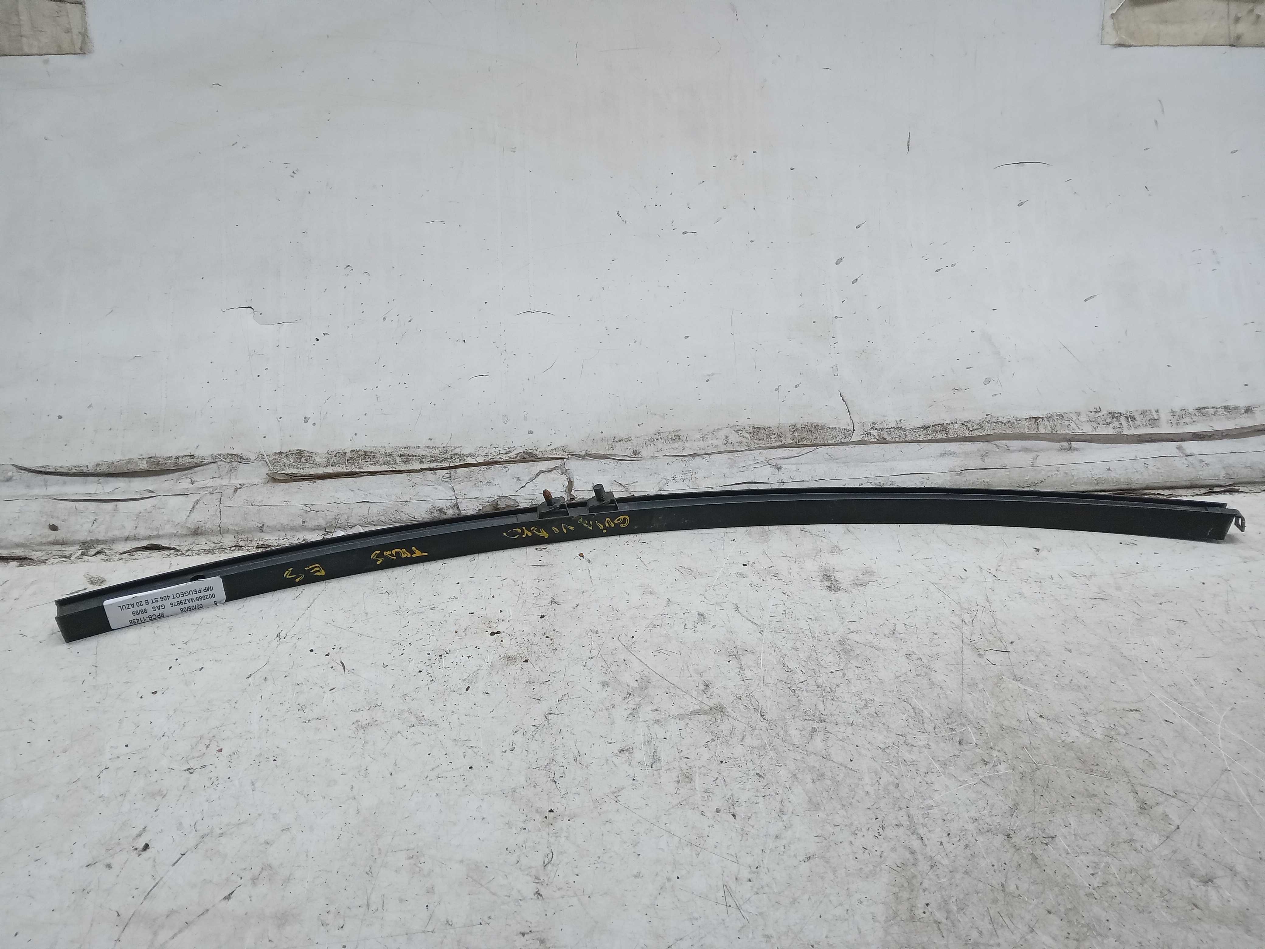 GUIA VIDRO CANALETA TRASEIRA LE PEUGEOT 406 1999 1