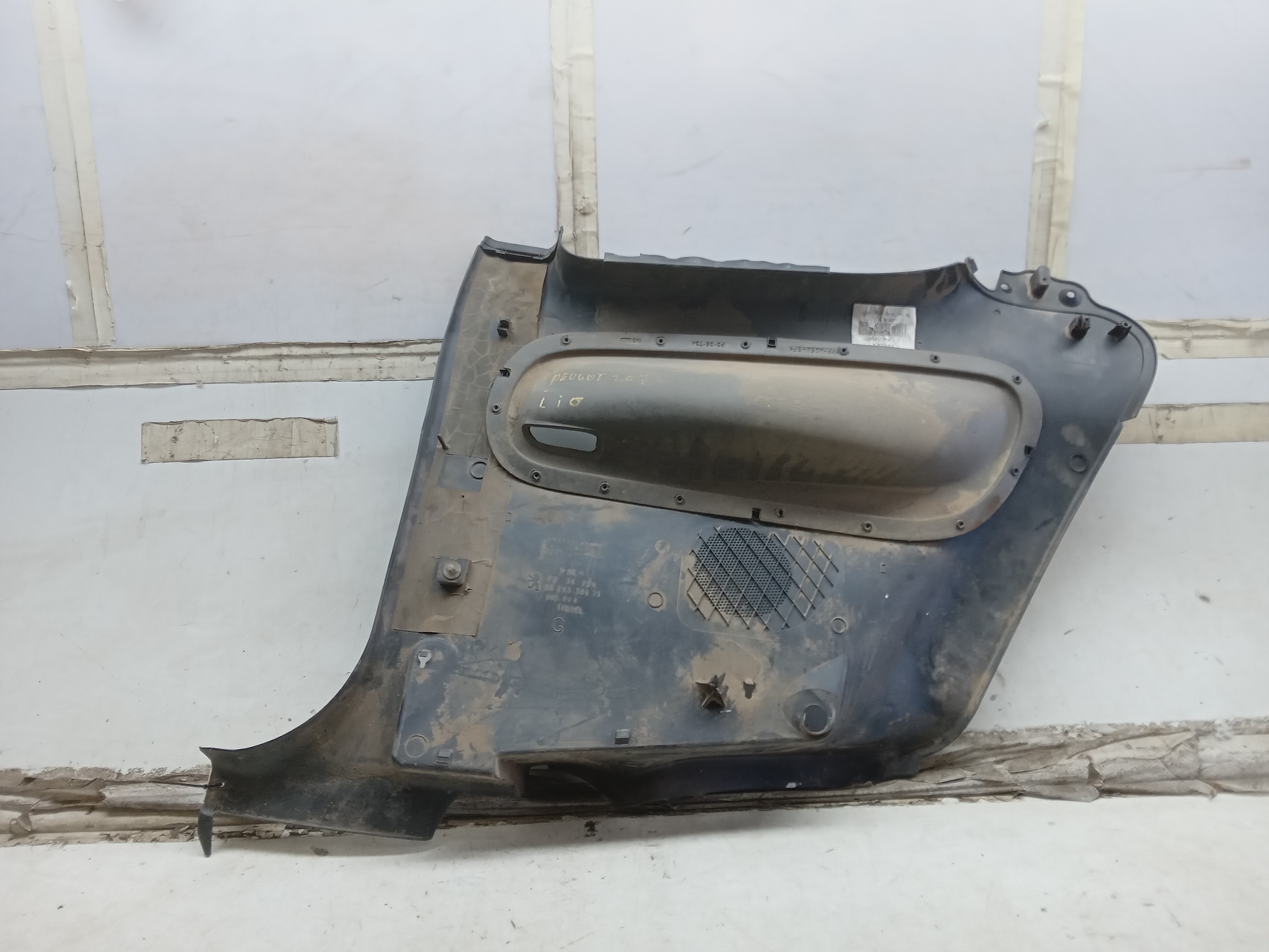 ACABAMENTO FORRO LATERAL TRASEIRO LE PEUGEOT 206 2000 2