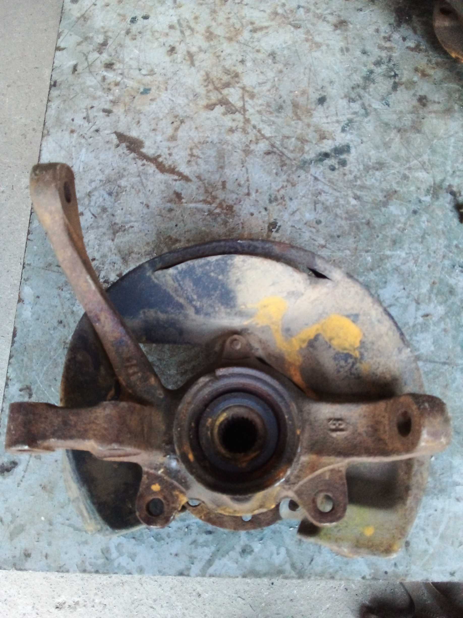 CUBO MONTANTE DIANTEIRO DIREITO FIAT UNO