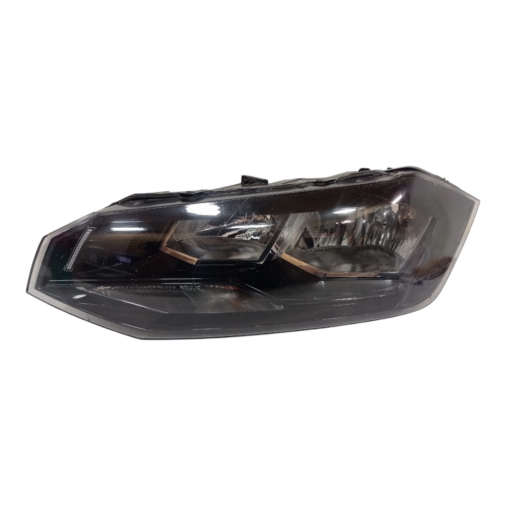 Farol Esquerdo Vw Polo 2019 Com Detalhe