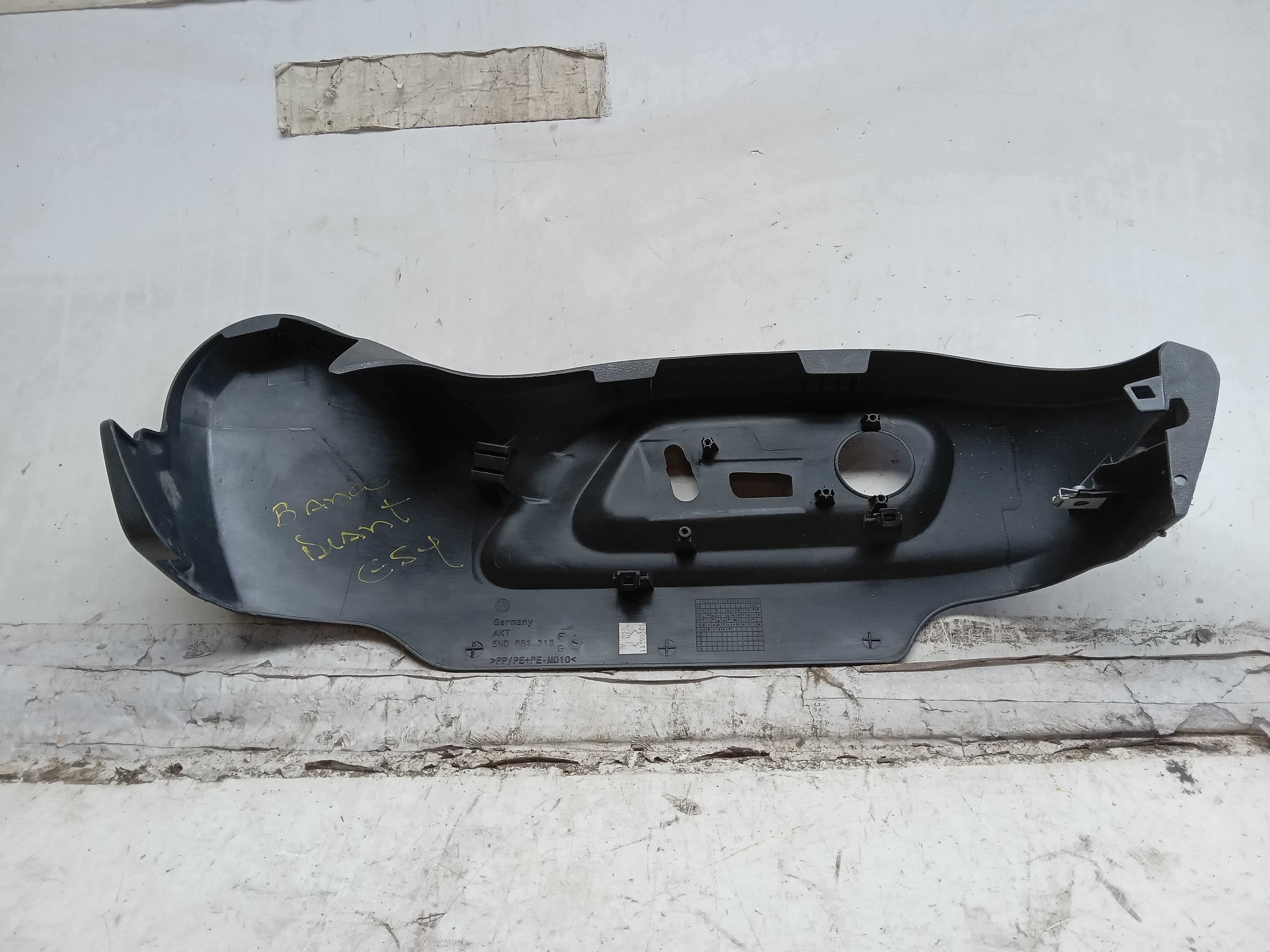 ACABAMENTO MOLDURA BANCO DIANTEIRO LE VW Tiguan 2010 AUDI Q3 2