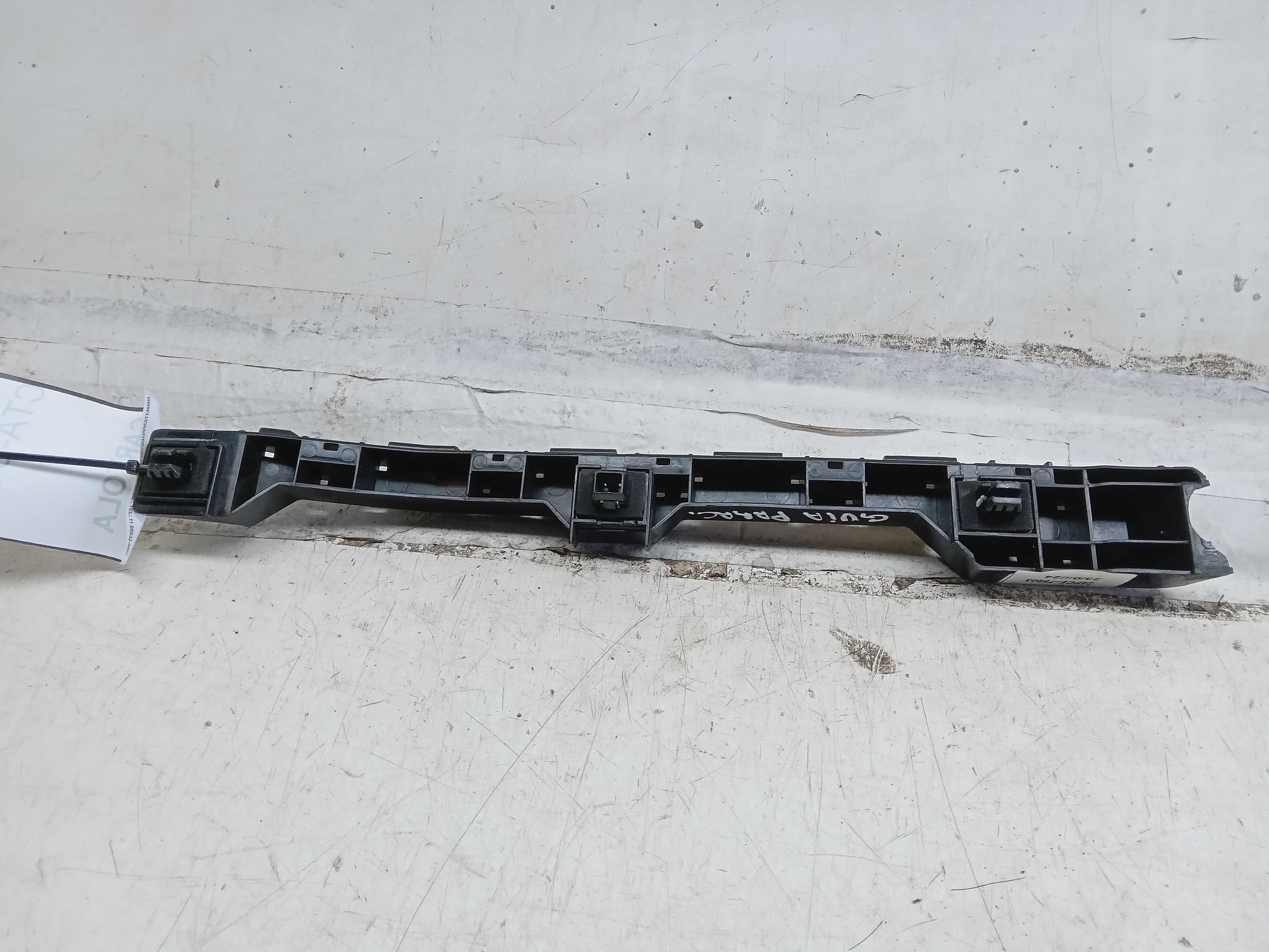 GUIA PARACHOQUE TRASEIRO LD HONDA HRV 2