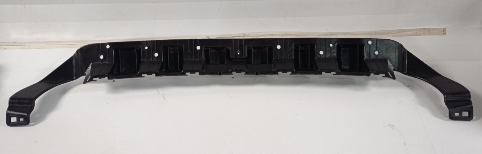 Guia Suporte Alma Parachoque Traseiro Fiat Argo 2016 A 2020 2