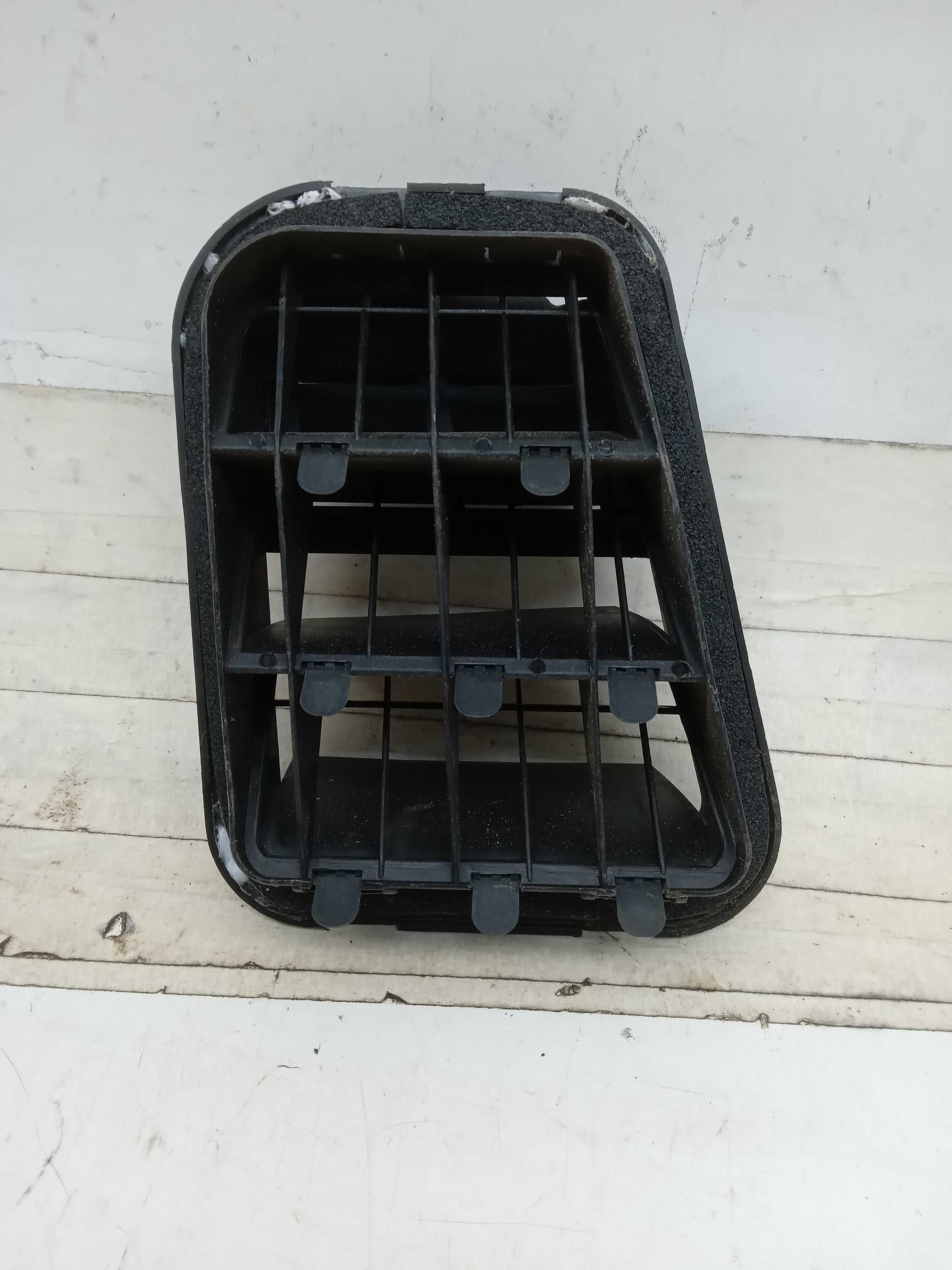 DIFUSOR AR CARROCERIA LD HYUNDAI IX35 2016 1