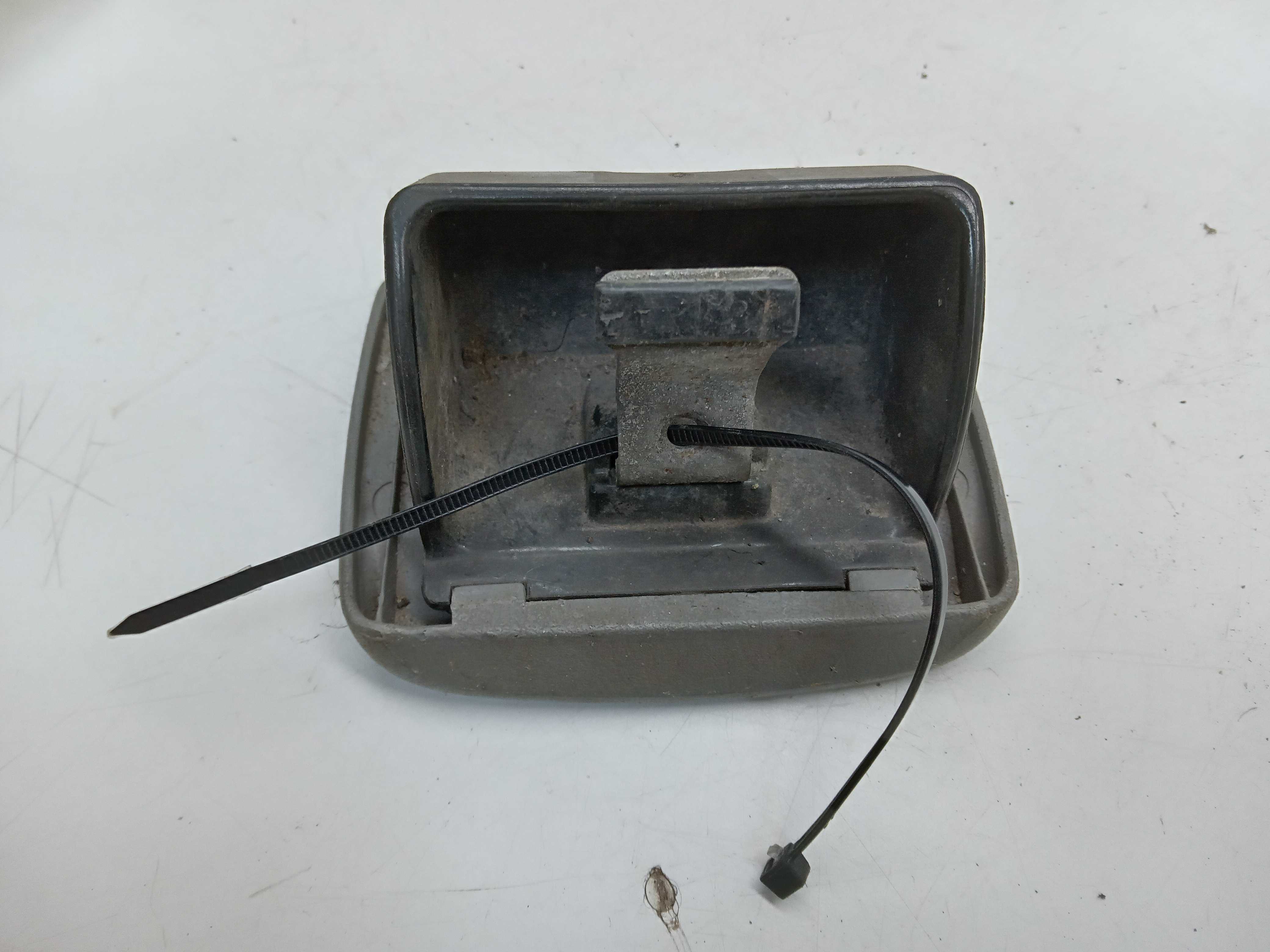 CINZEIRO CONSOLE TOYOTA COROLLA 2005 2
