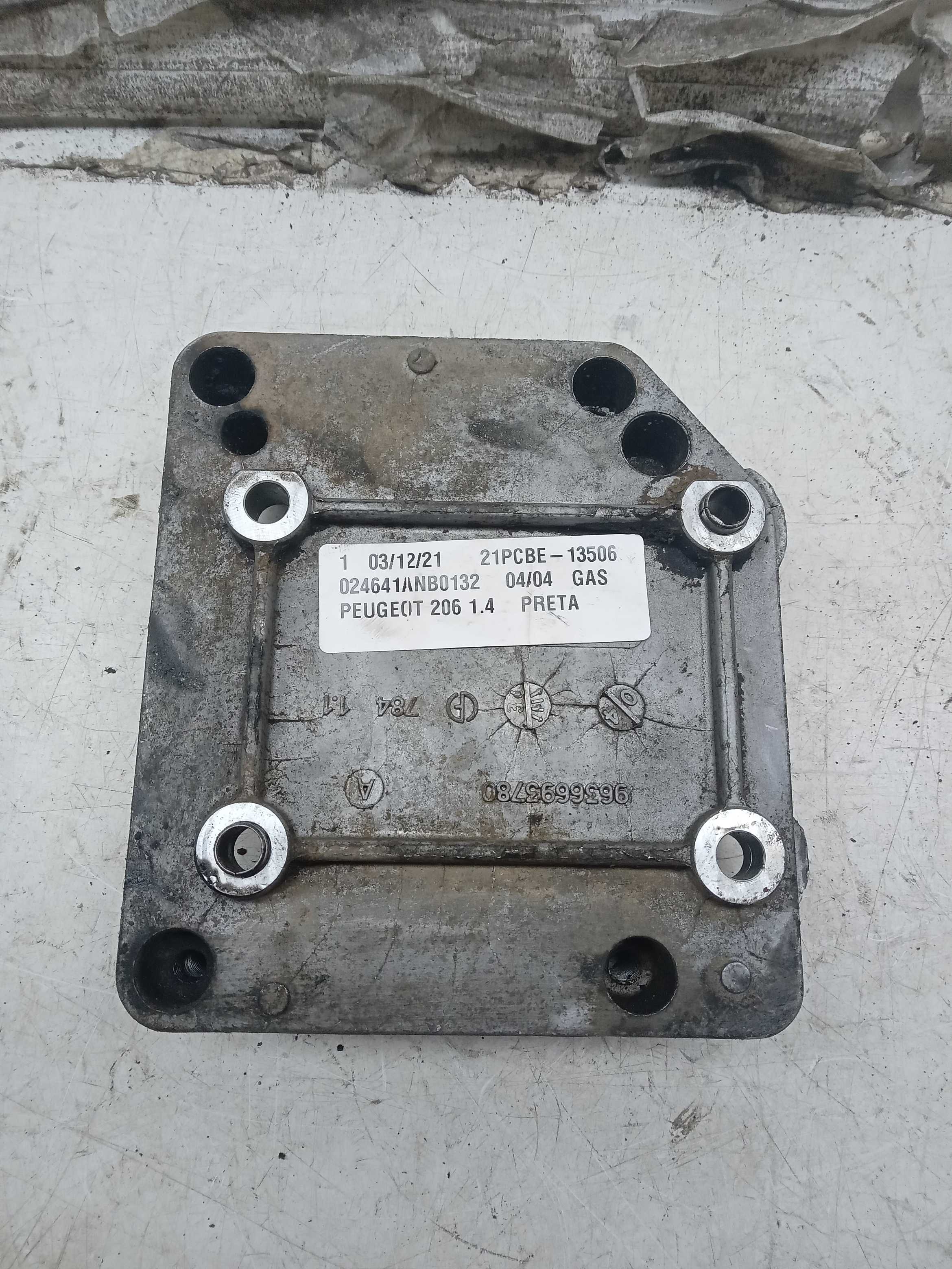 SUPORTE COMPRESSOR AR PEUGEOT 206 1.4 2