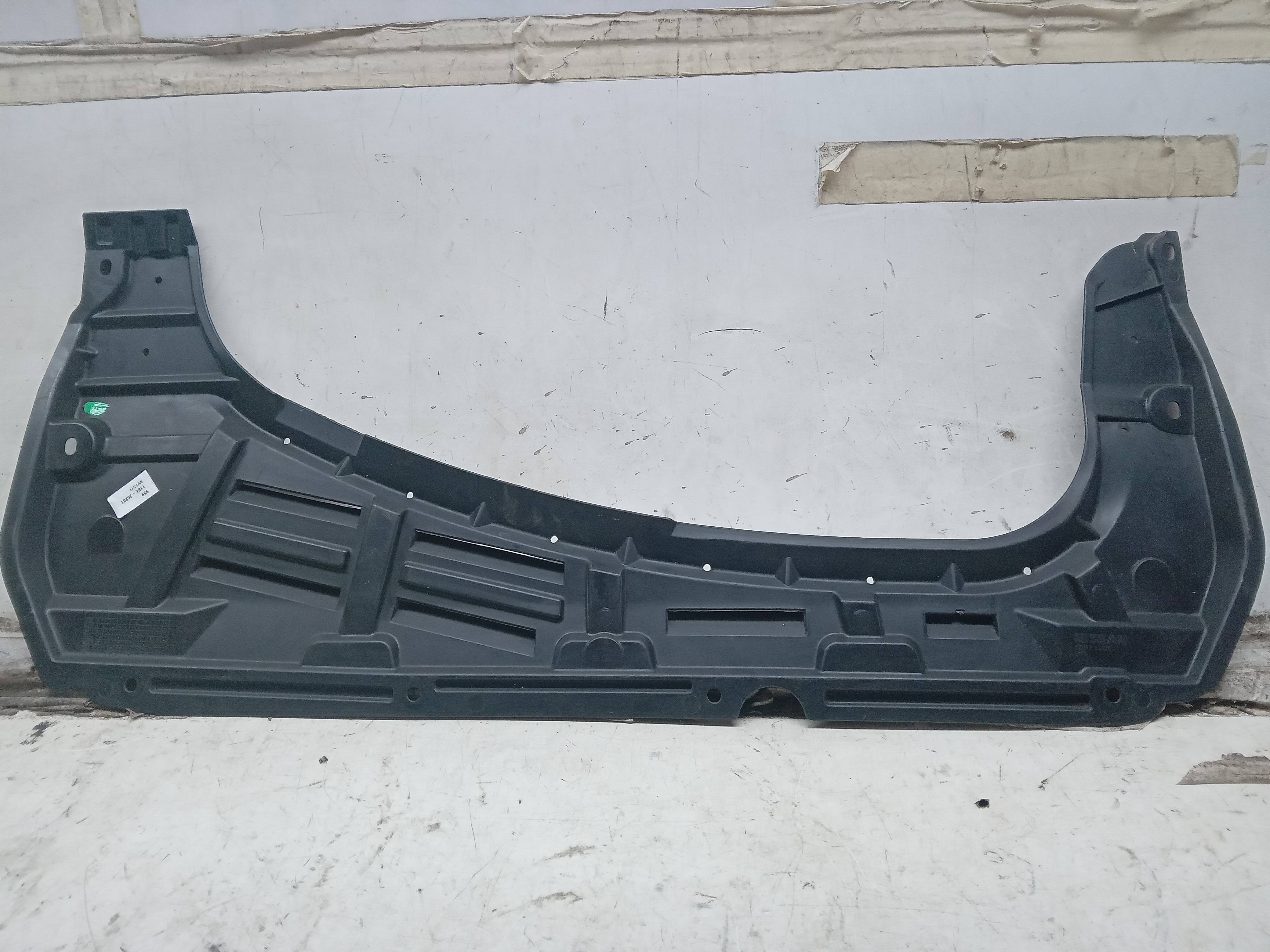 PROTETOR INFERIOR NISSAN TIIDA 2011 1