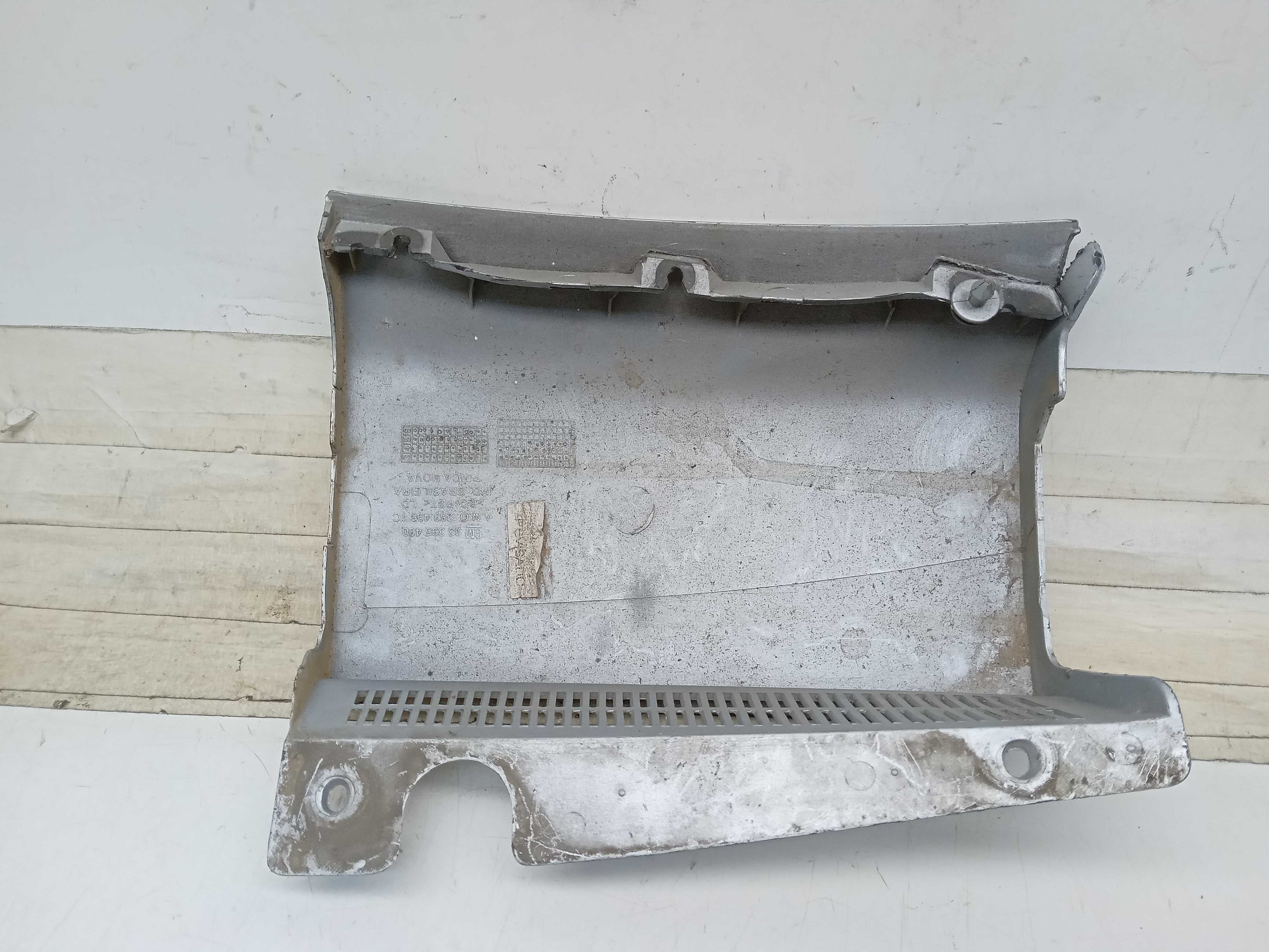 Moldura aplique lanterna traseira gm meriva 2003 2