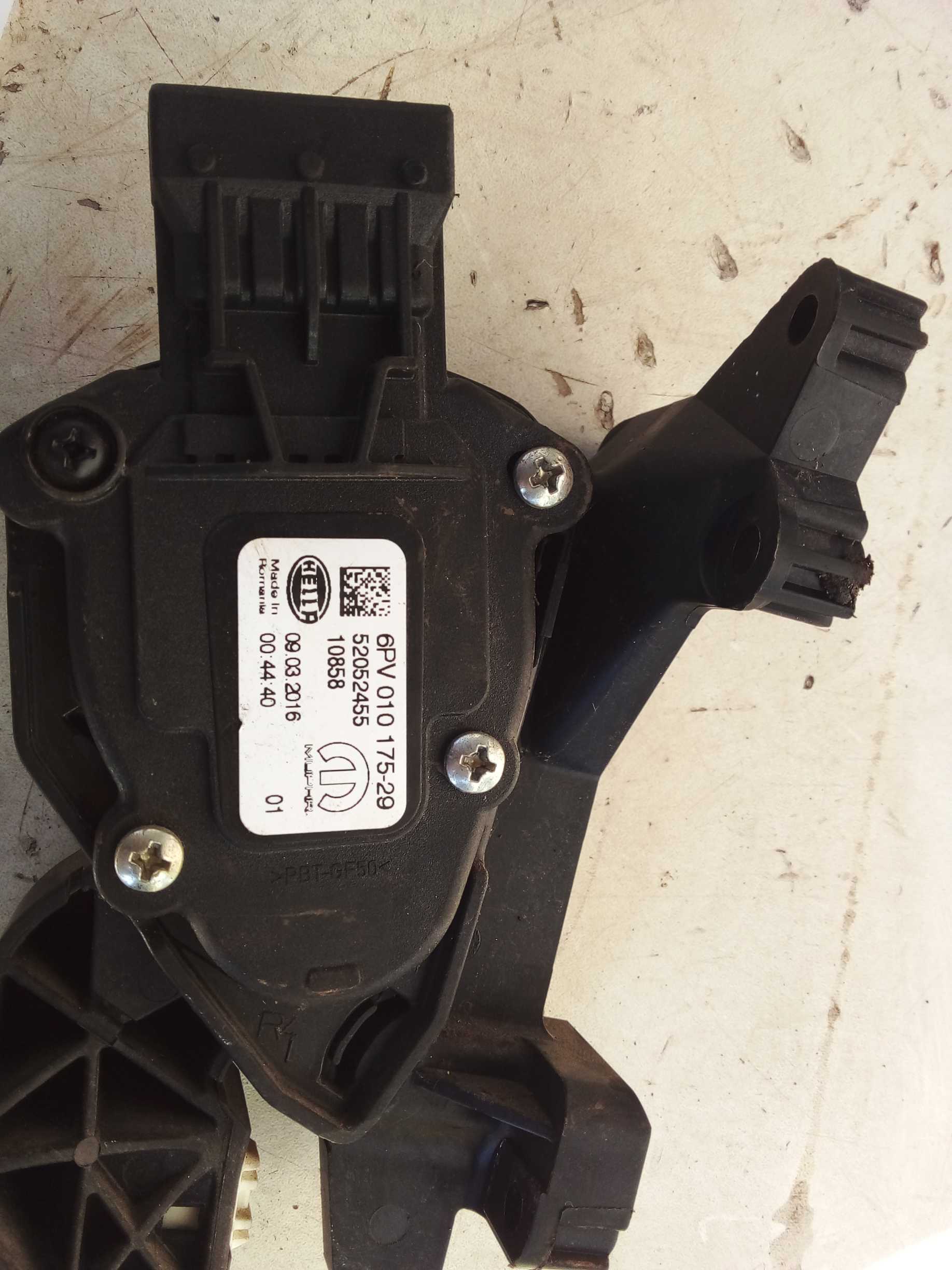 PEDAL ACELERADOR ELETRÔNICO JEEP RENEGADE 2