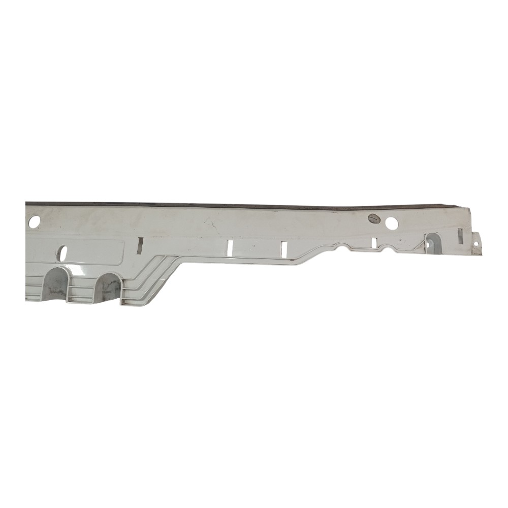 Cobertura Frontal Volkswagen Delivery 11180 Original  Branco 3