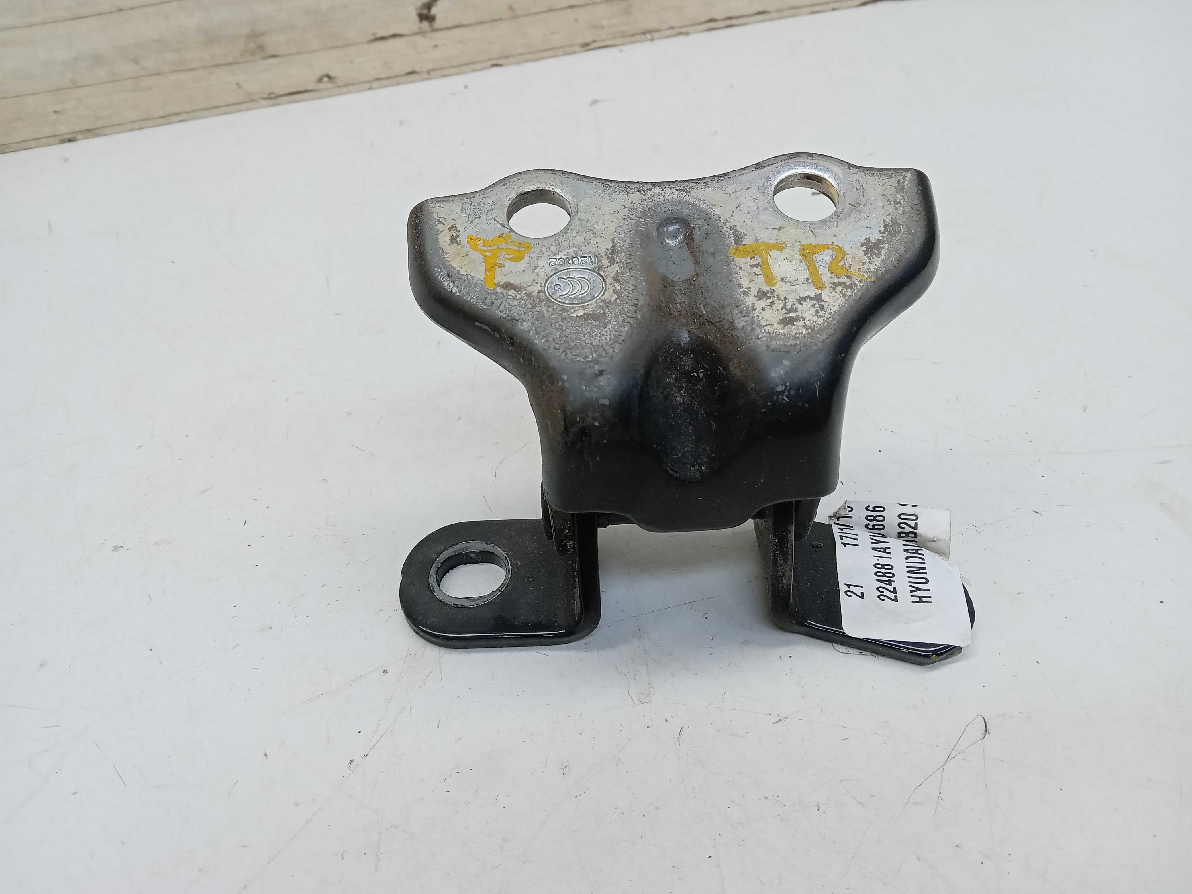 DOBRADIÇA  PORTA TRASEIRA LD HYUNDAI HB20 2014