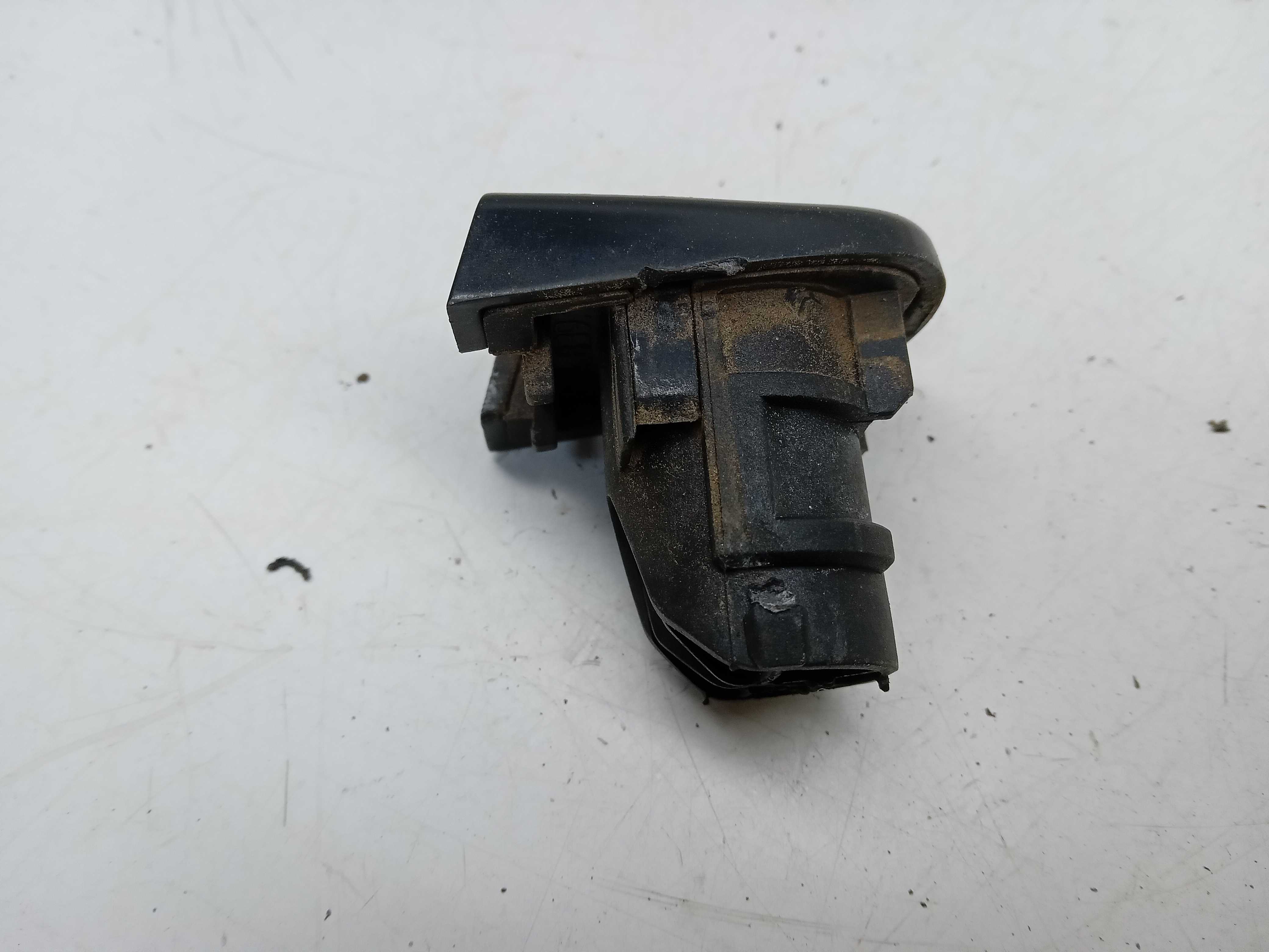 ACABAMENTO MAÇANETA EXTERNA PORTA TRASEIRA LD VW VOYAGE 2