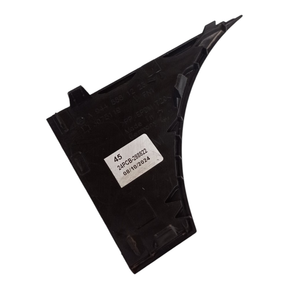 Acabamento Esquerdo Grade Mercedes Benz Axor Original  Preto 3