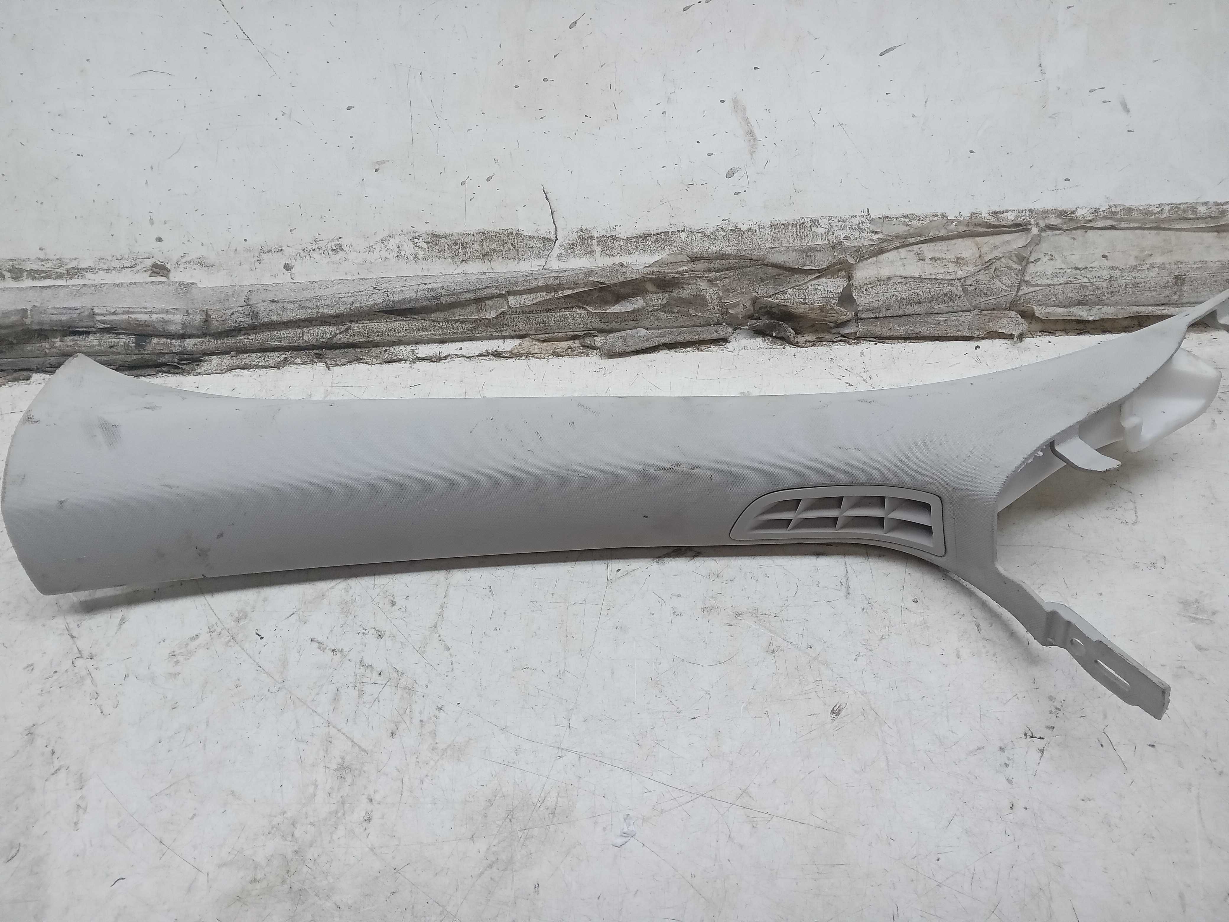MOLDURA ACABAMENTO COLUNA PARABRISA LE FORD FUSION 2014