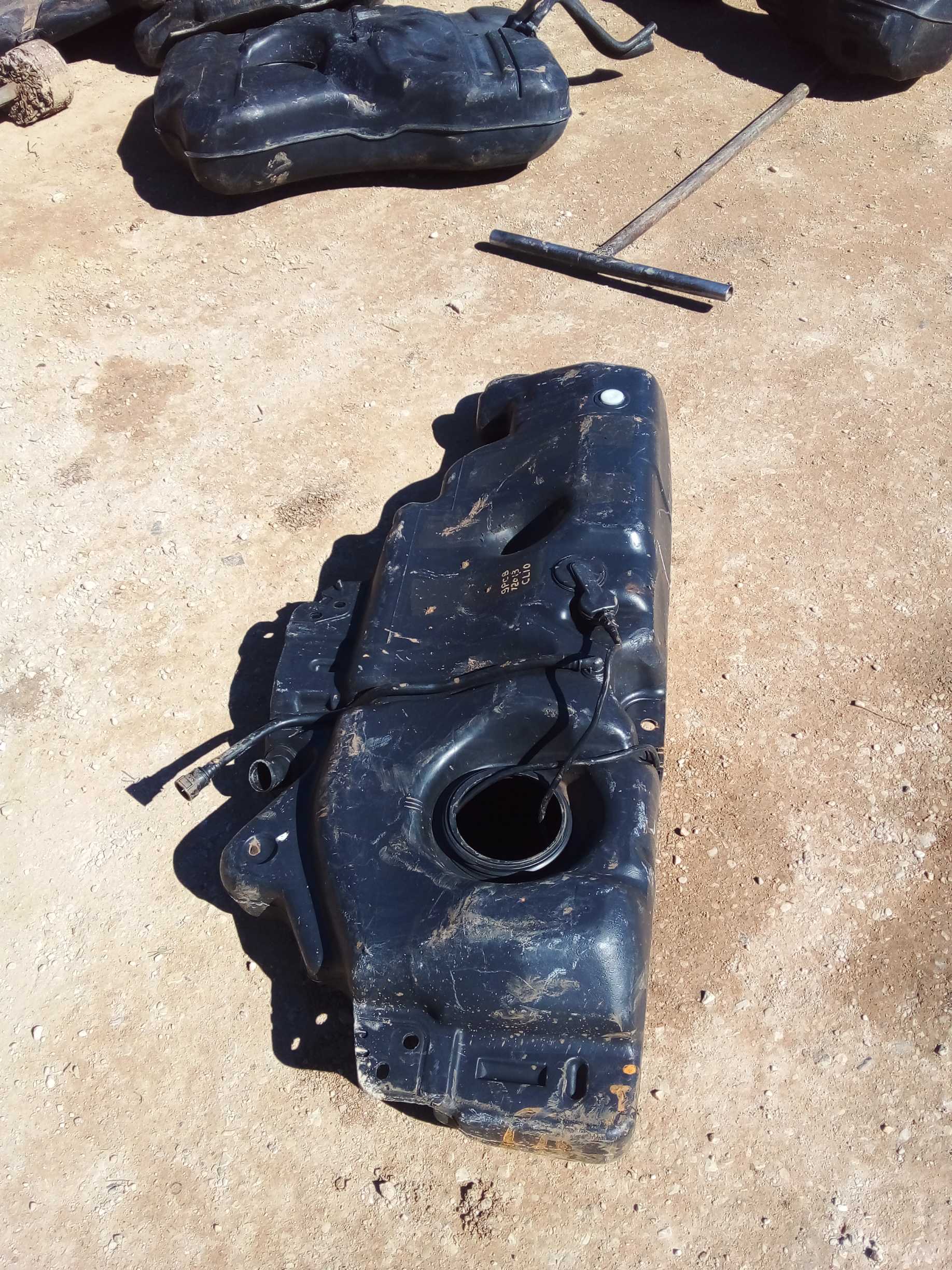Tanque de combustível renault clio