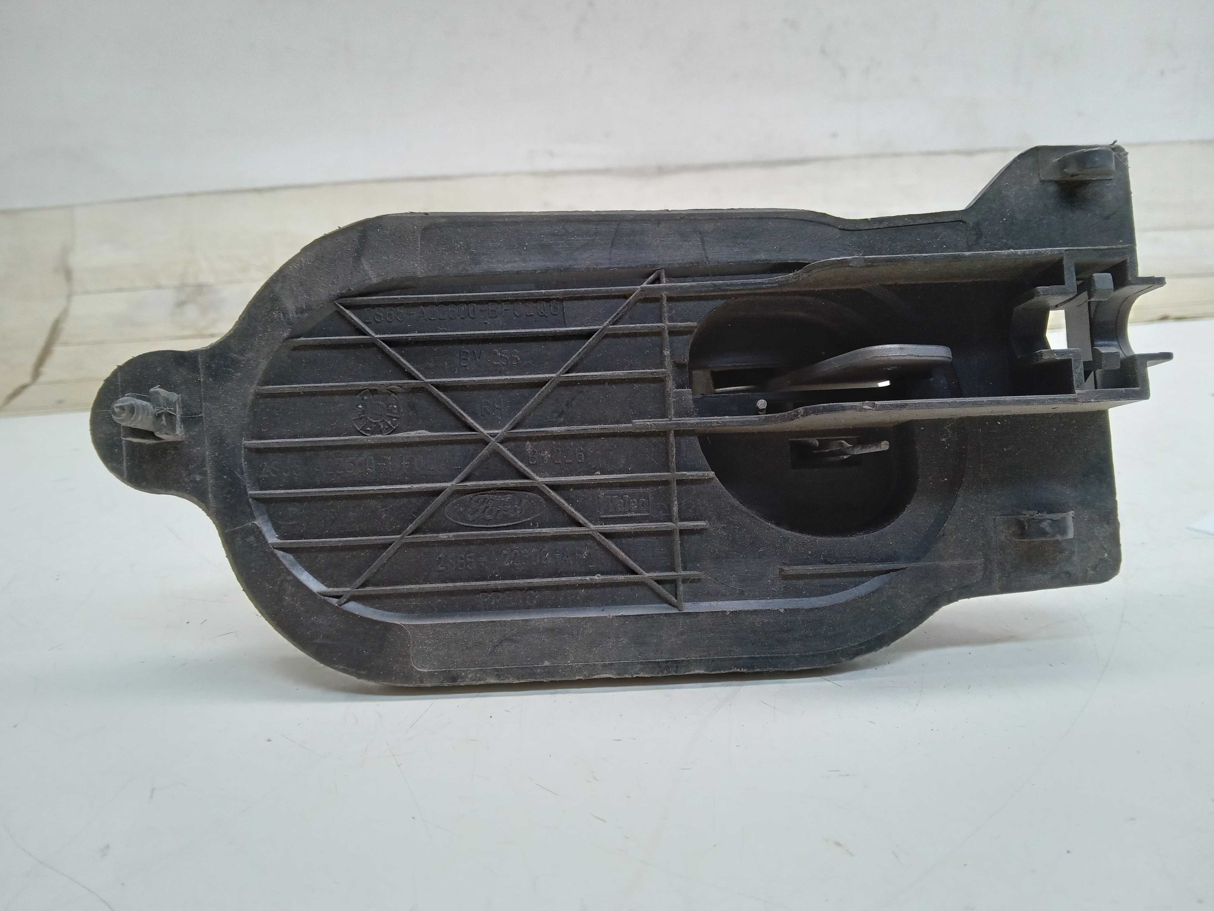 MAÇANETA INTERNA PORTA TRASEIRA LD FORD FIESTA 2005 2