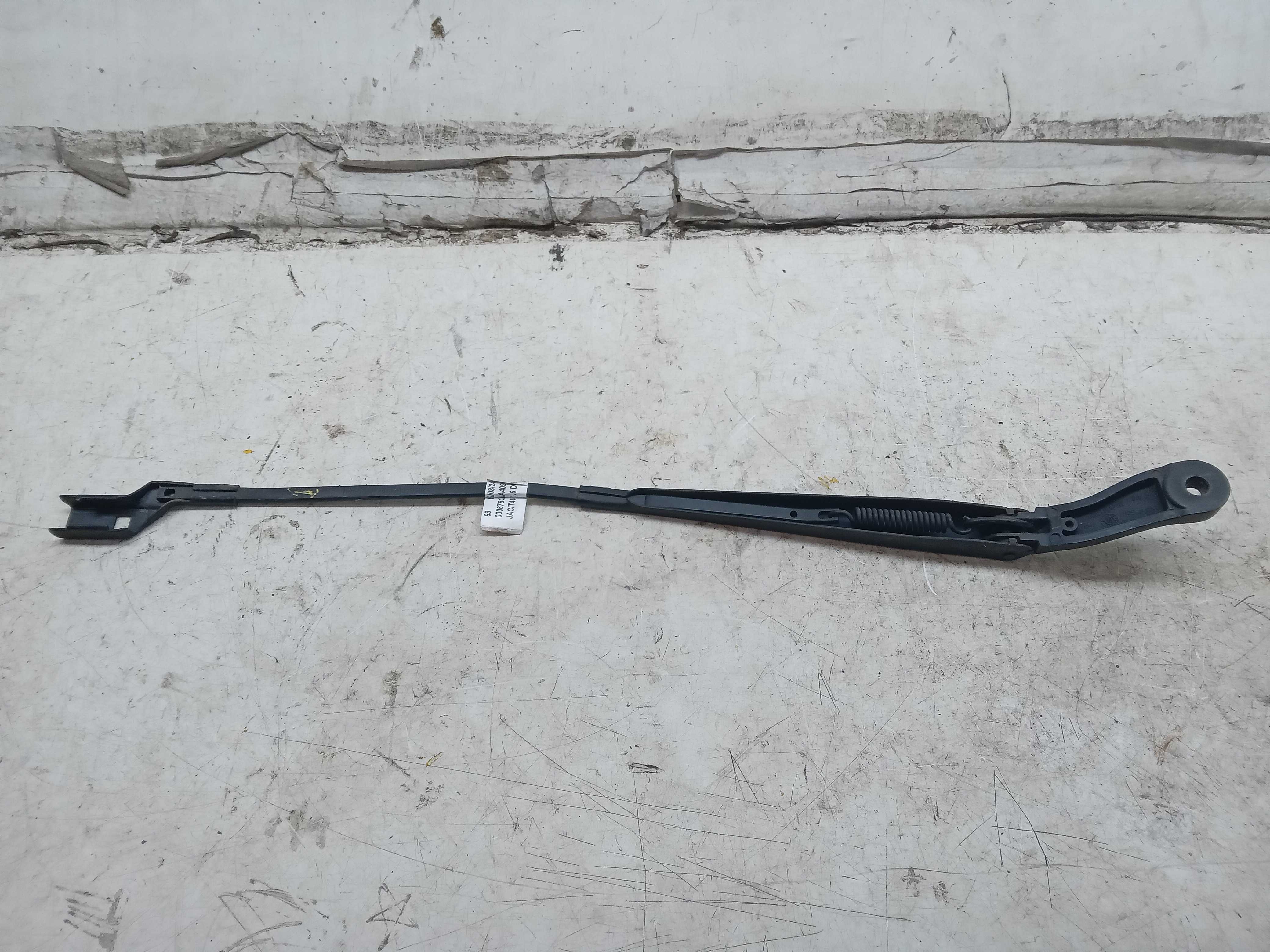 HASTES BRAÇO LIMPADOR PARABRISA LD JAC T40 1