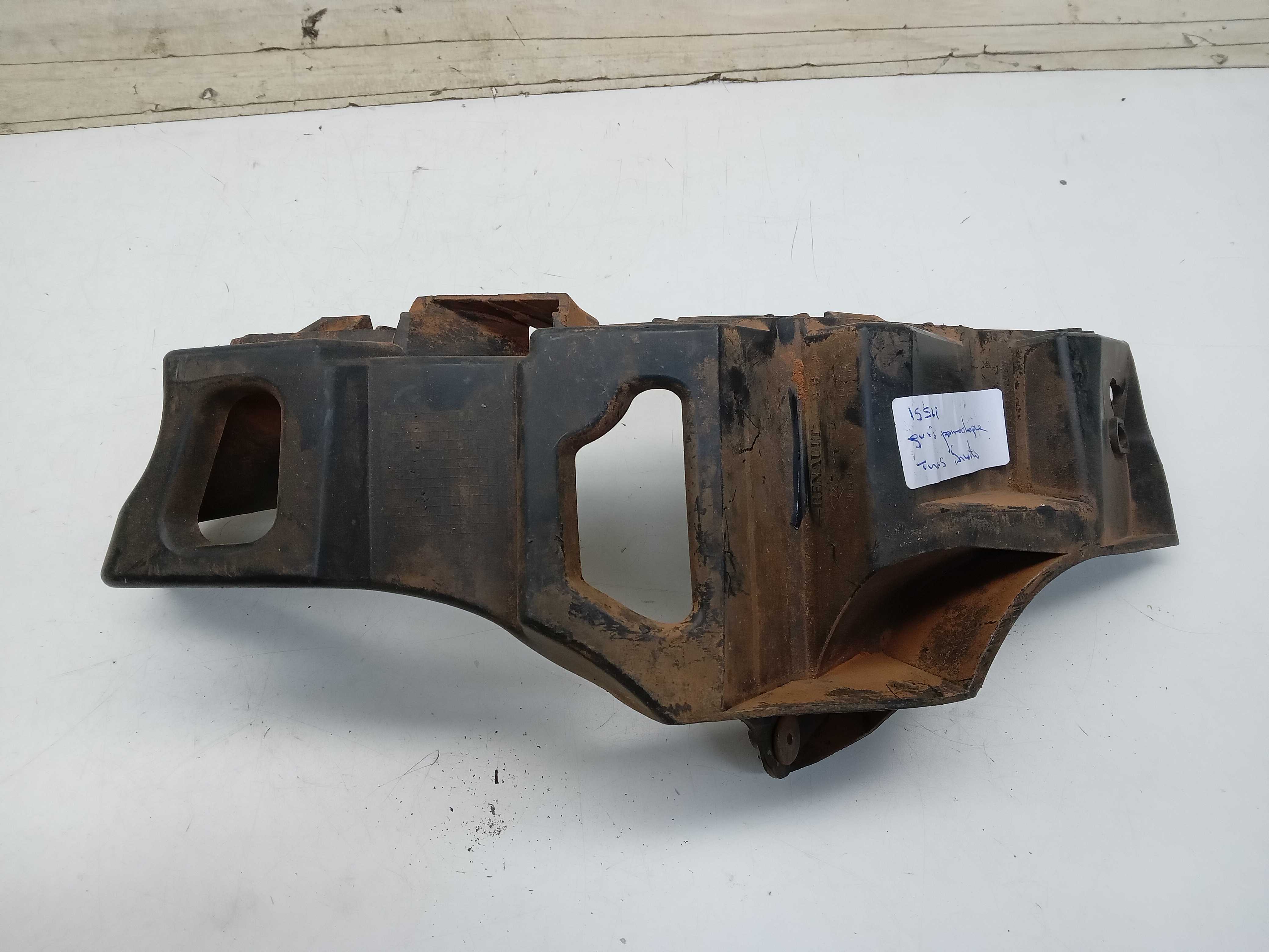 GUIA PARACHOQUE TRASEIRO LD RENAULT FLUENCE 2011 2