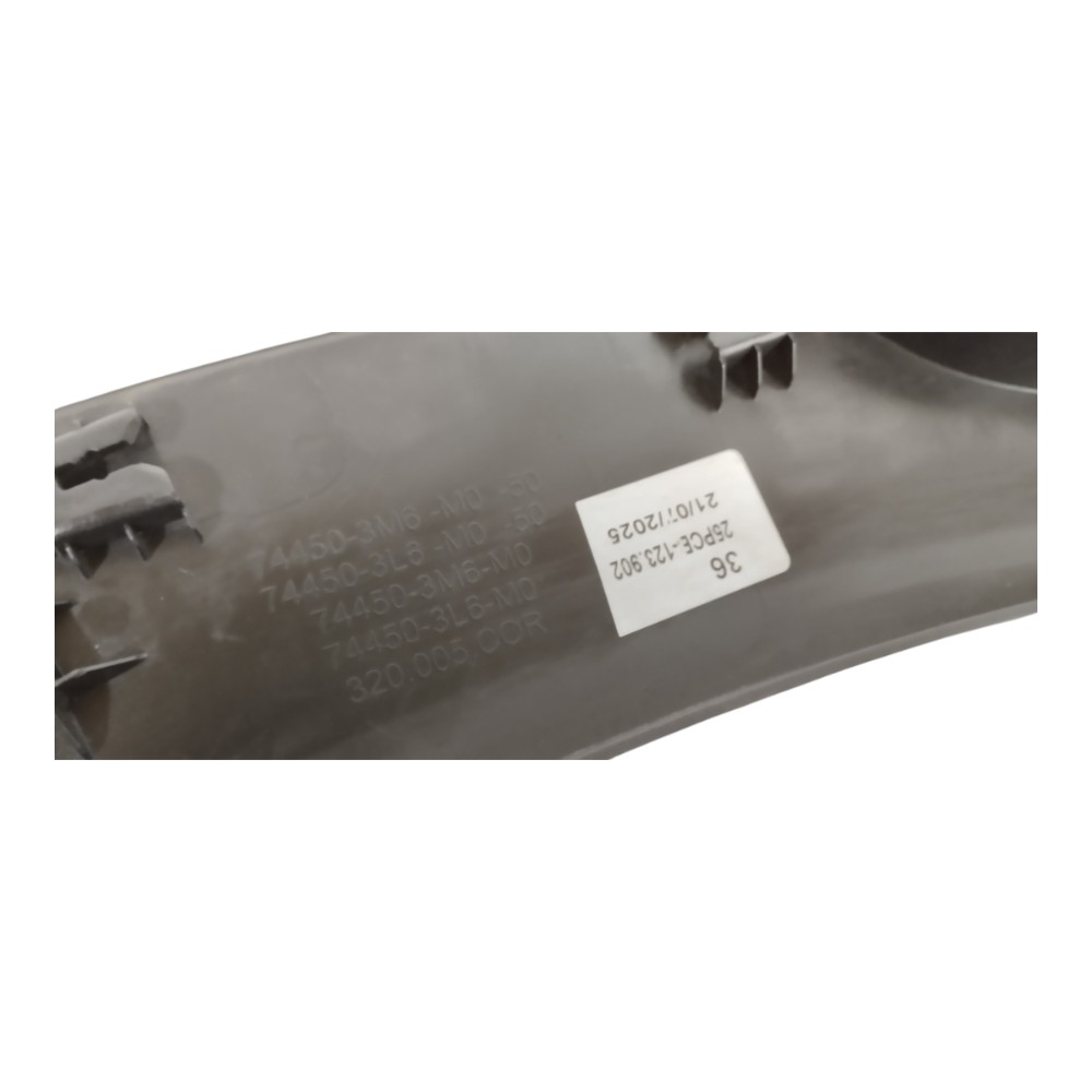 Moldura Lateral Traseira Esquerda Honda Hr-v 2022 A 2024 3