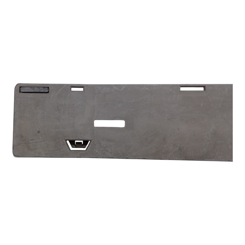 Suporte Placa Mercedes Benz Atego Para Pintura 3