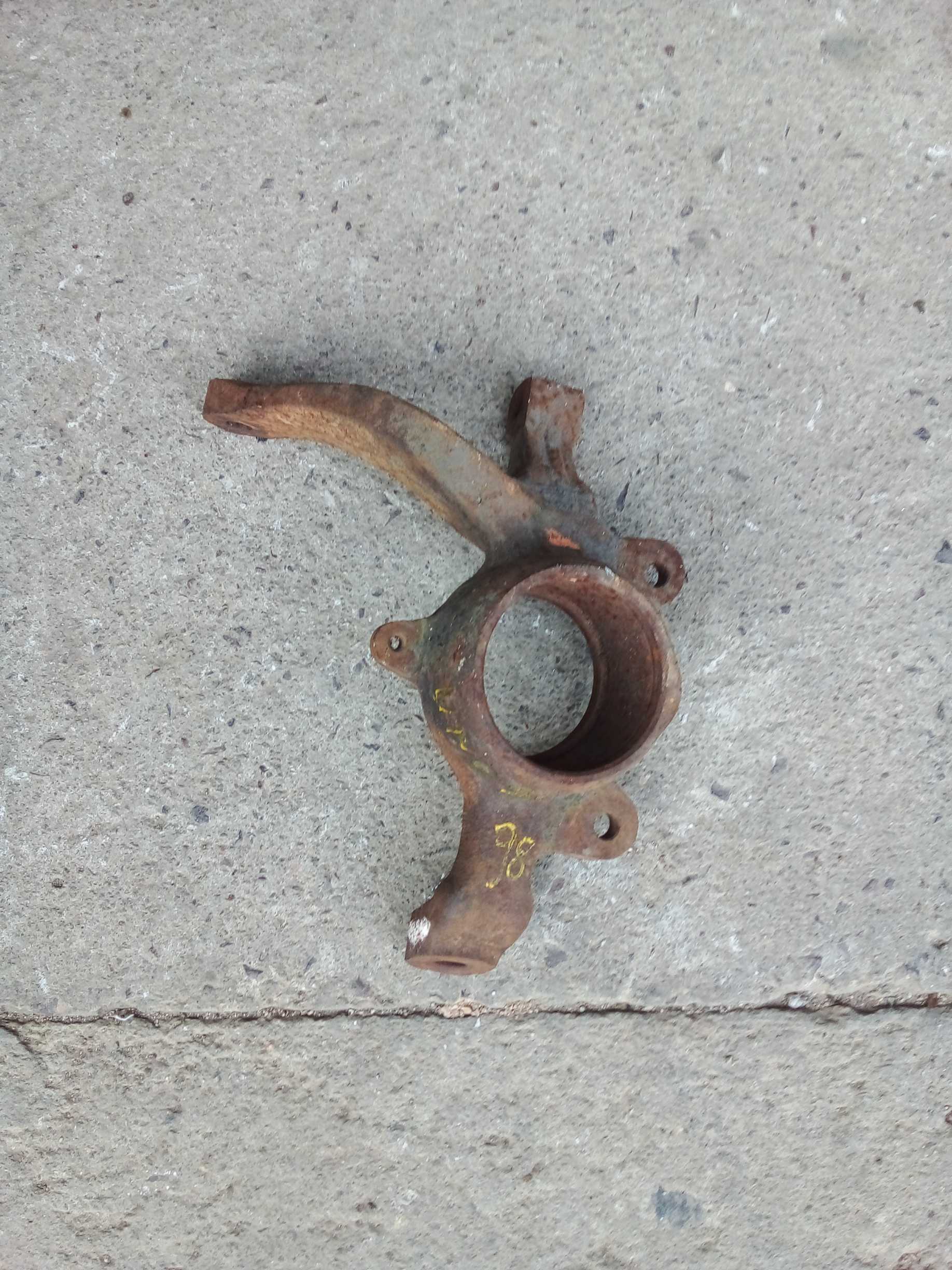 CUBO MONTANTE DIANTEIRO DIREITO FIAT UNO 1998 1