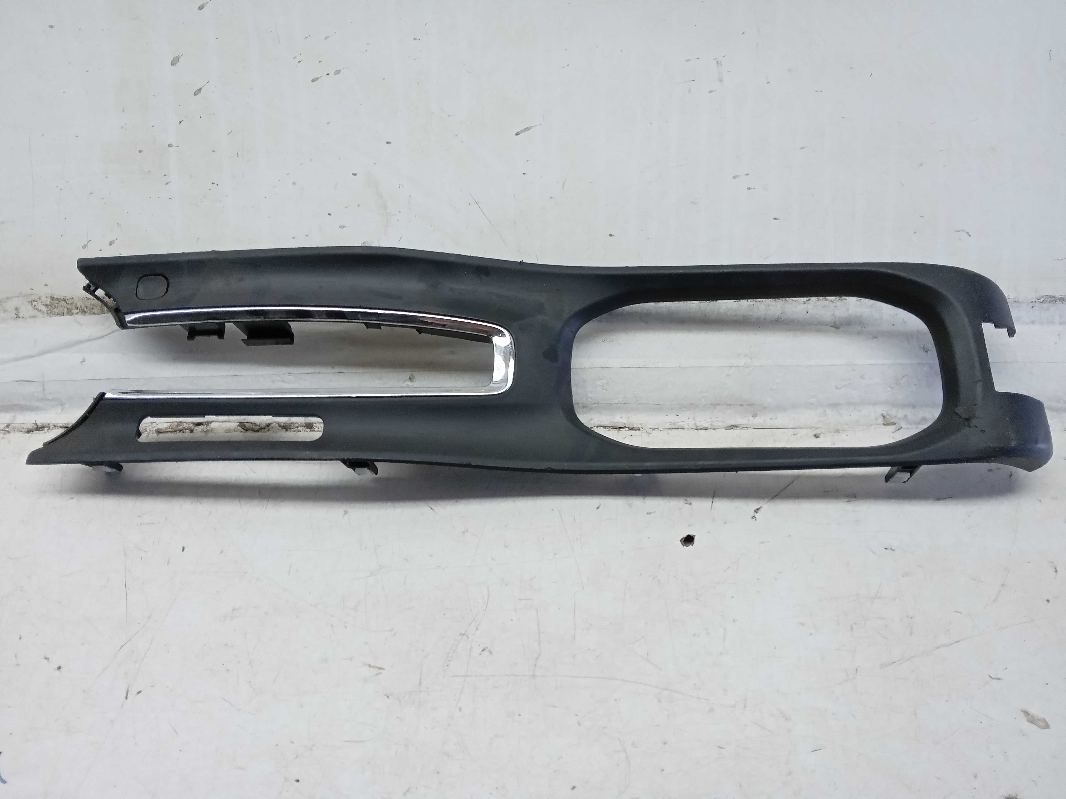 MOLDURA ACABAMENTO CONSOLE CENTRAL CAMBIO HONDA HRV 2018 1