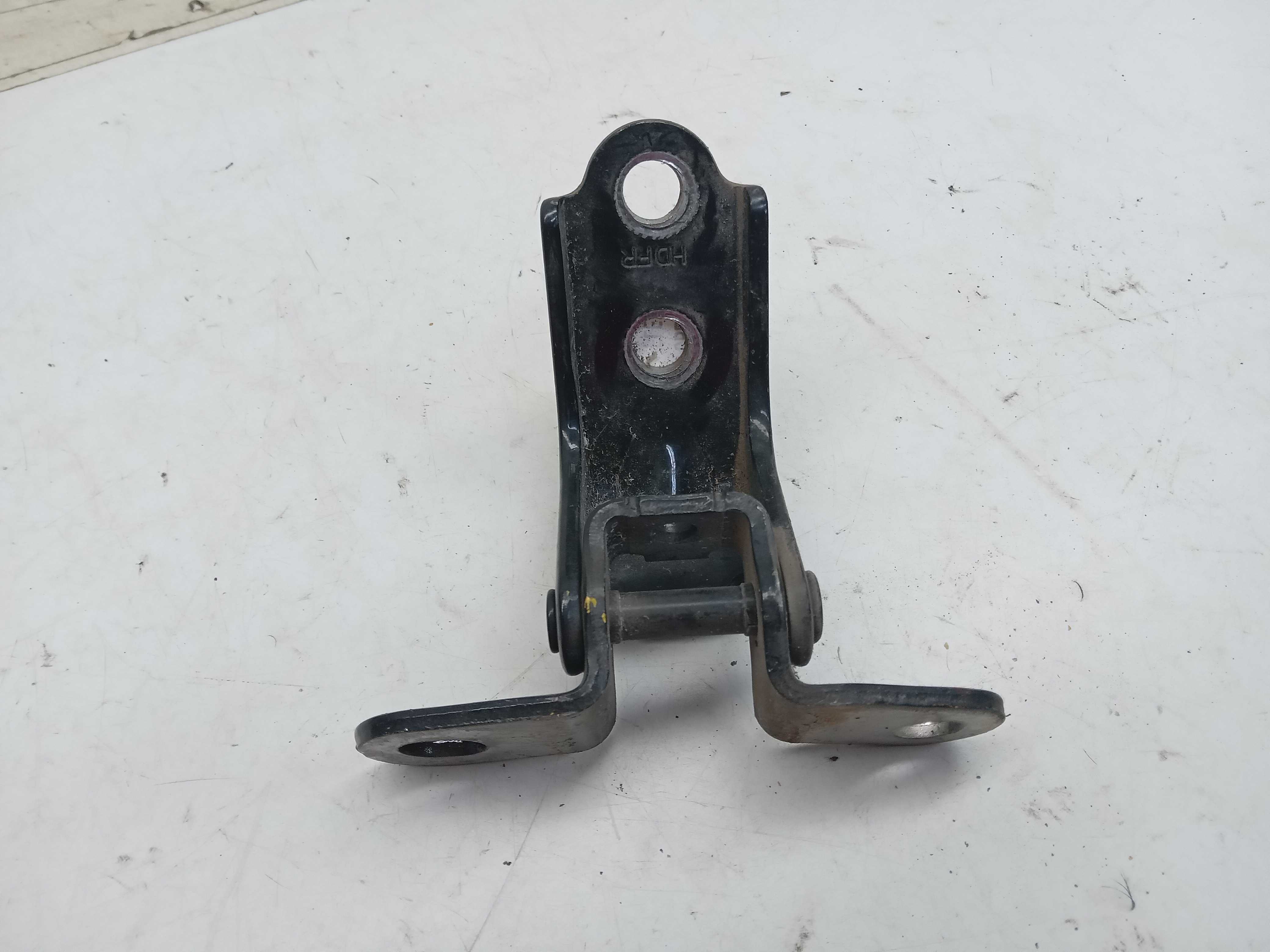 DOBRADIÇA INFERIOR PORTA DIANTEIRA HYUNDAI HB20 2014 2