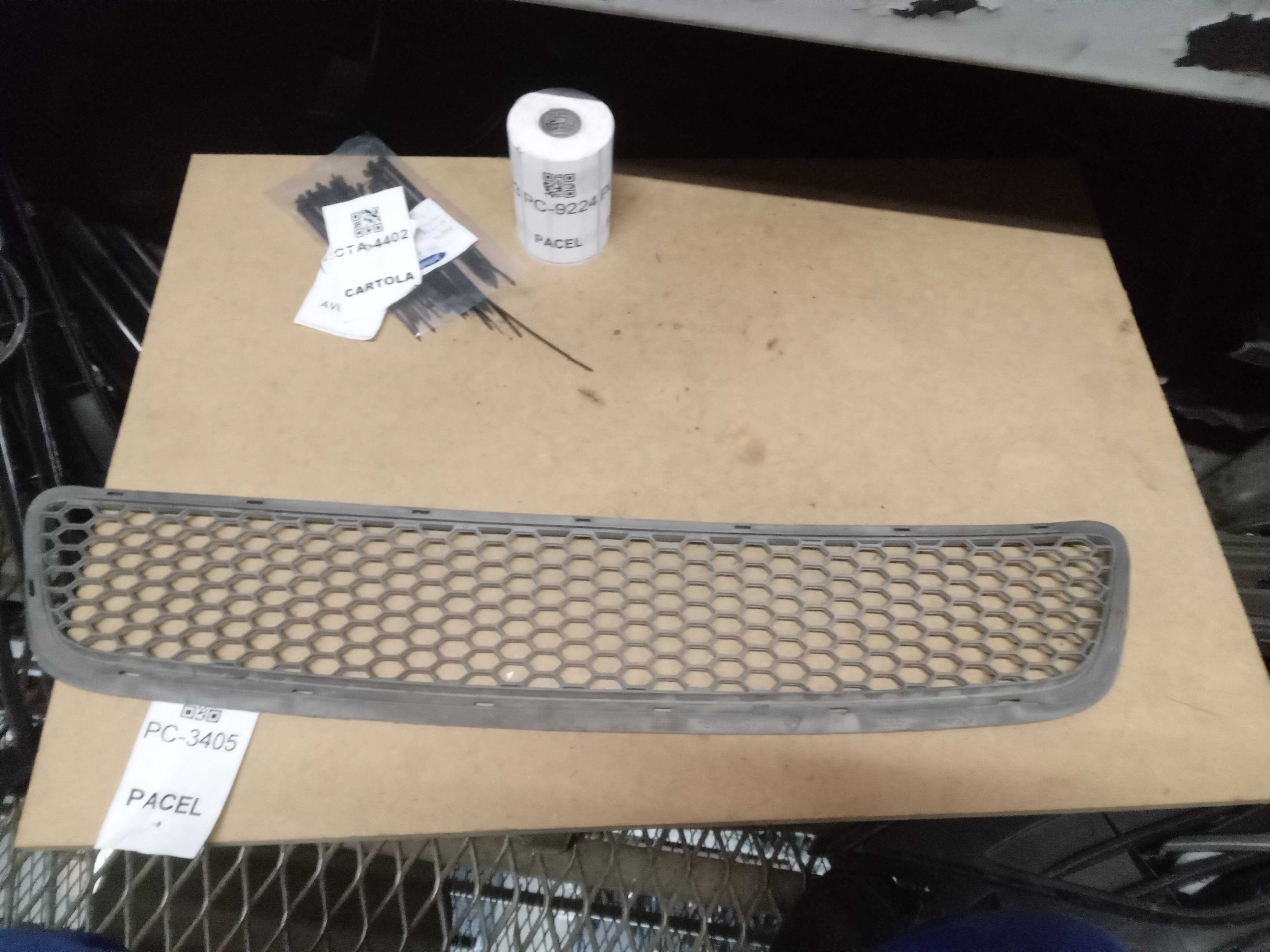 GRADE INFERIOR PARACHOQUE FIAT PALIO 2004 A 2009 2